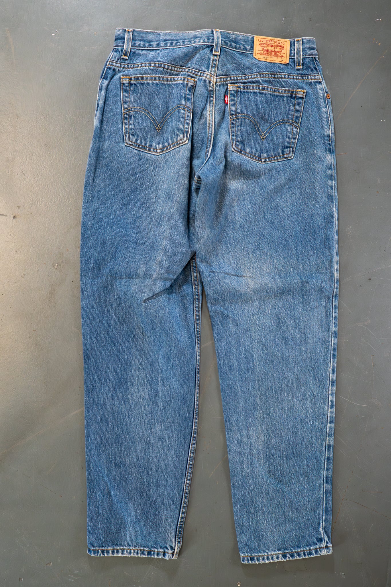 Ladies Levi's High Waisted 550s Tapered Leg Denim Jeans – 90s Y2K -W32, L30