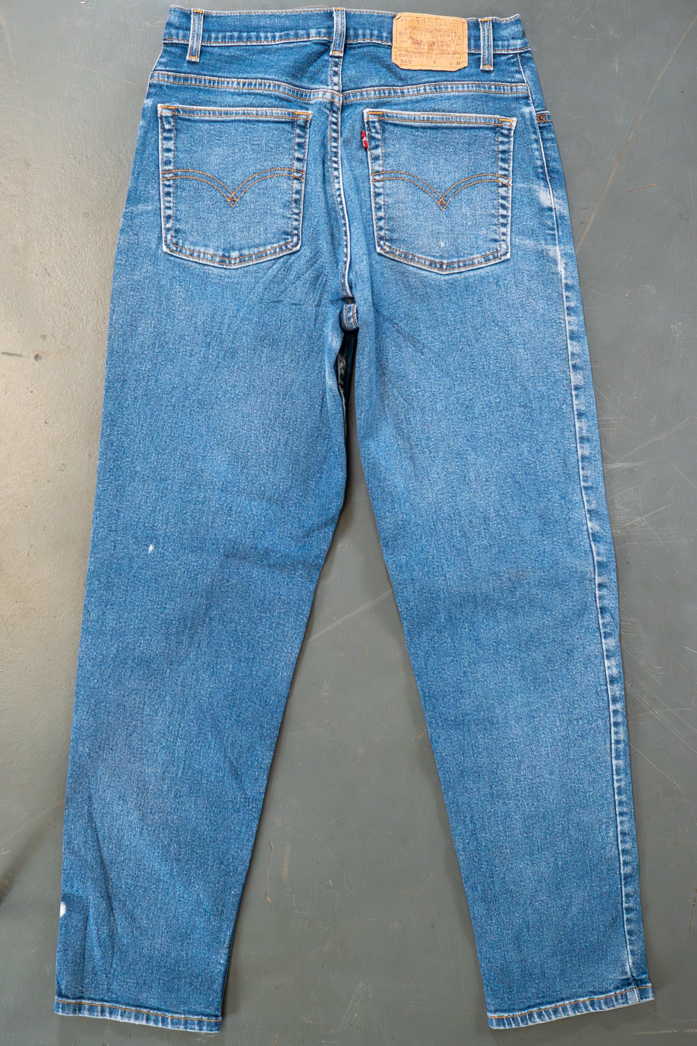 Ladies Levi's High Waisted 550s Tapered Leg Denim Jeans – 90s Y2K -W28, L29