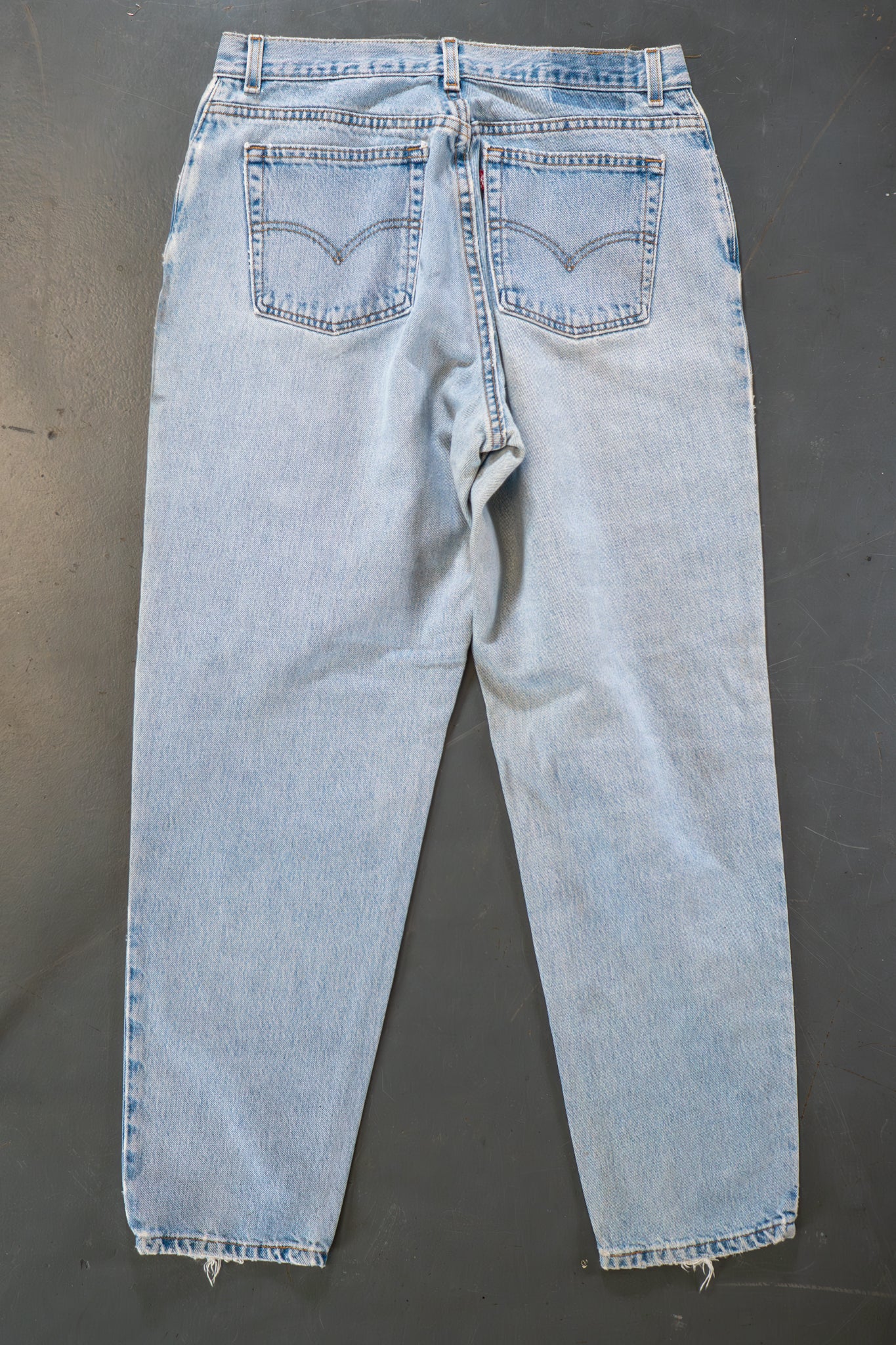 Ladies Levi's High Waisted 550s Tapered Leg Denim Jeans – 90s Y2K -W36, L29