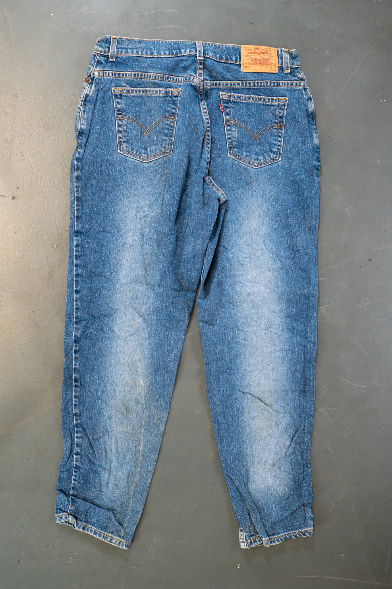 Ladies Levi's High Waisted 550s Tapered Leg Denim Jeans – 90s Y2K -W30, L28