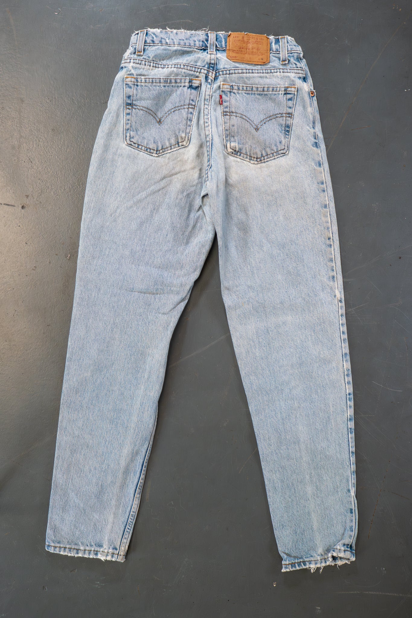 Ladies Levi's High Waisted 550s Tapered Leg Denim Jeans – 90s Y2K -W25, L29