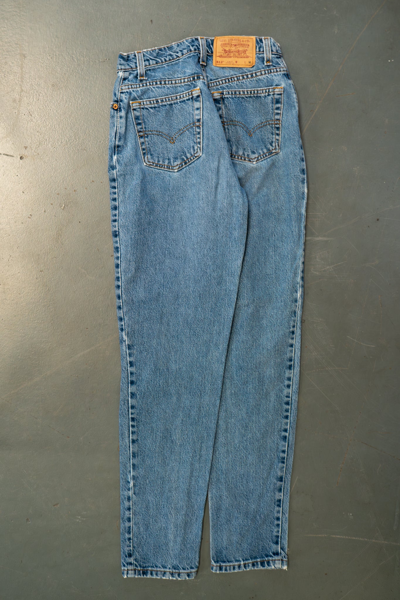 Ladies Levi's High Waisted 512s Tapered Leg Denim Jeans – 90s Y2K -W26, L30