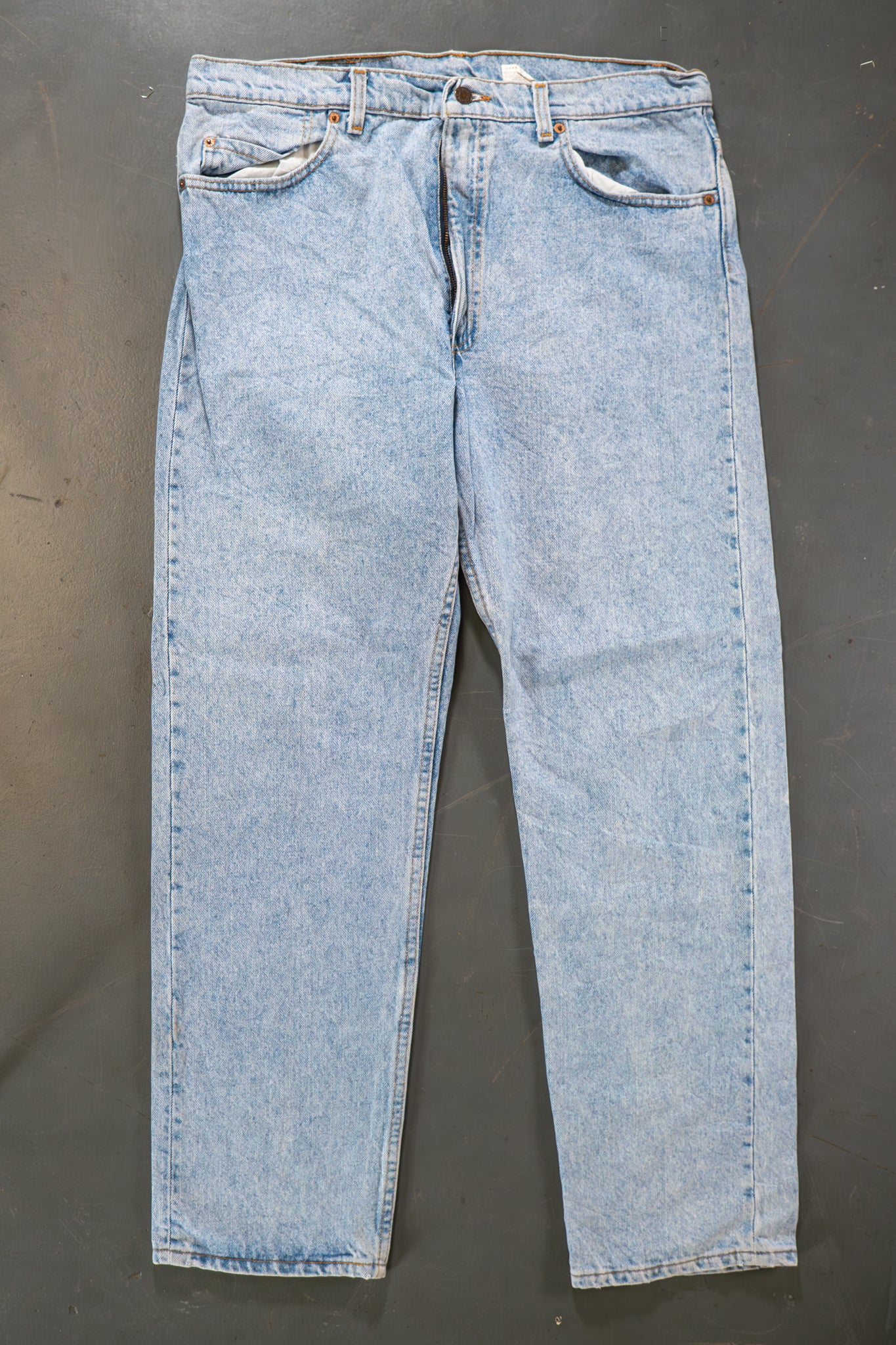 Levi's Vintage 505 Regular Fit Denim Jeans – 90s Y2K - W36, L30