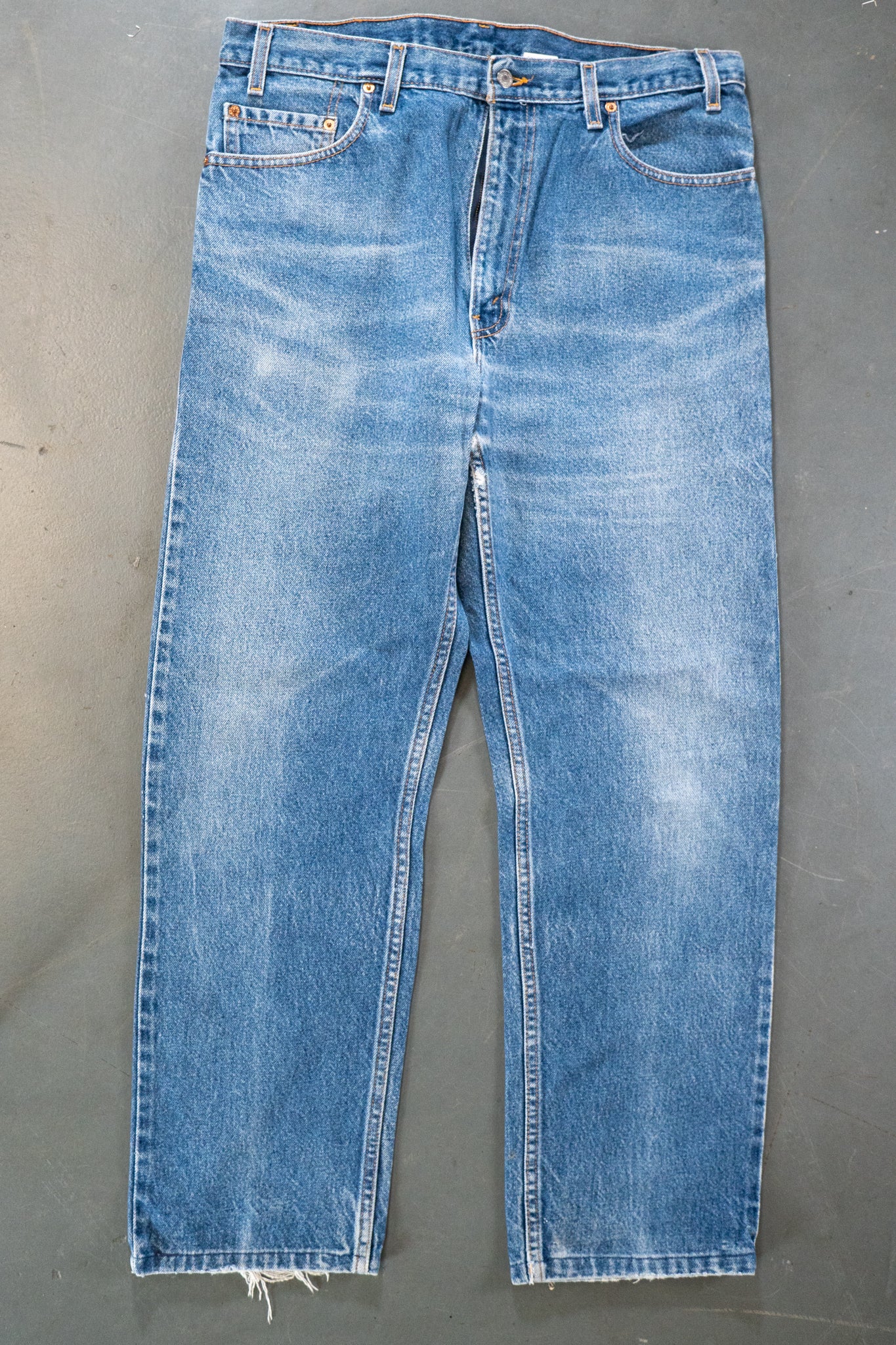 Levi's Vintage 505 Regular Fit Denim Jeans – 90s Y2K - W36, L29