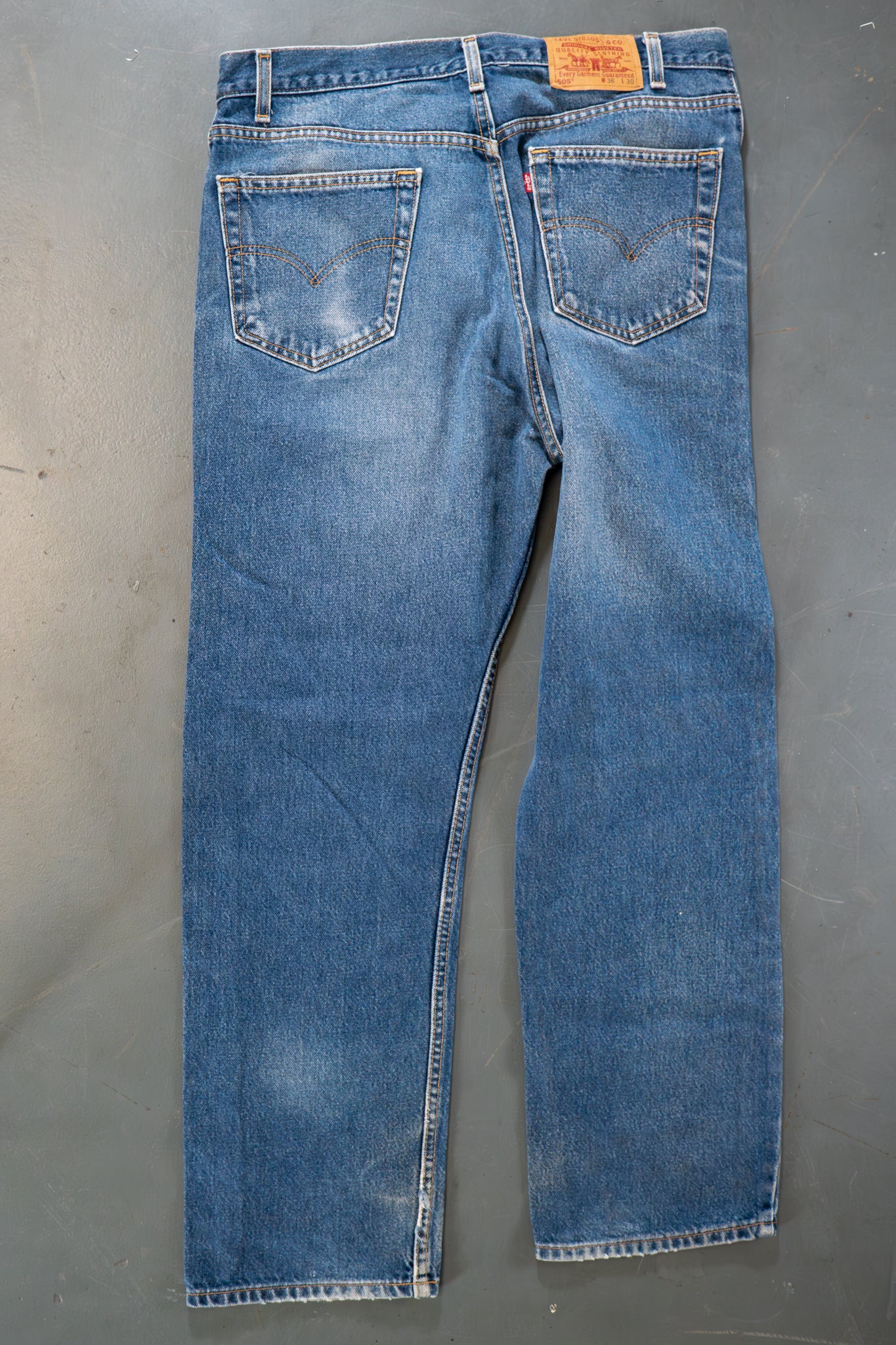 Levi's Vintage 505 Regular Fit Denim Jeans – 90s Y2K - W35, L30