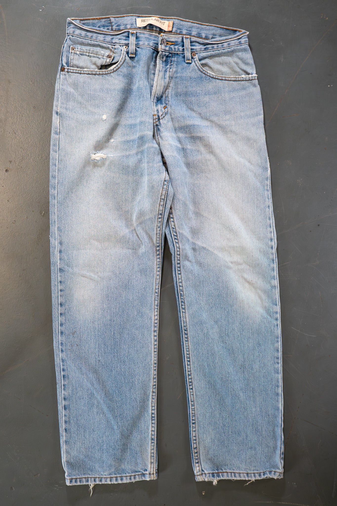 Levi's Vintage 505 Regular Fit Denim Jeans – 90s Y2K - W32, L29