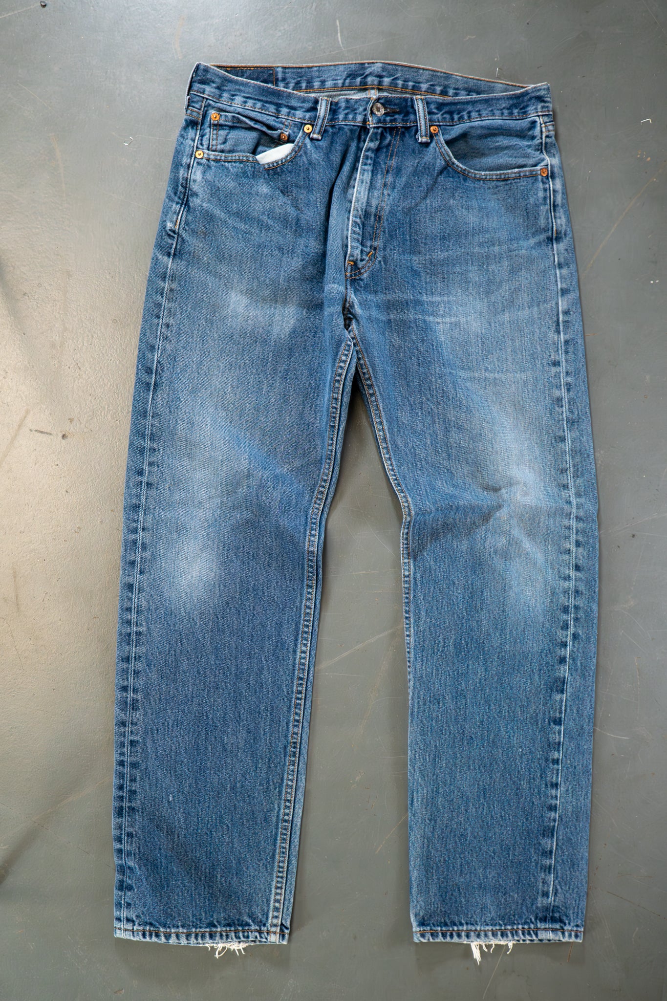 Levi's Vintage 505 Regular Fit Denim Jeans – 90s Y2K - W35, L31