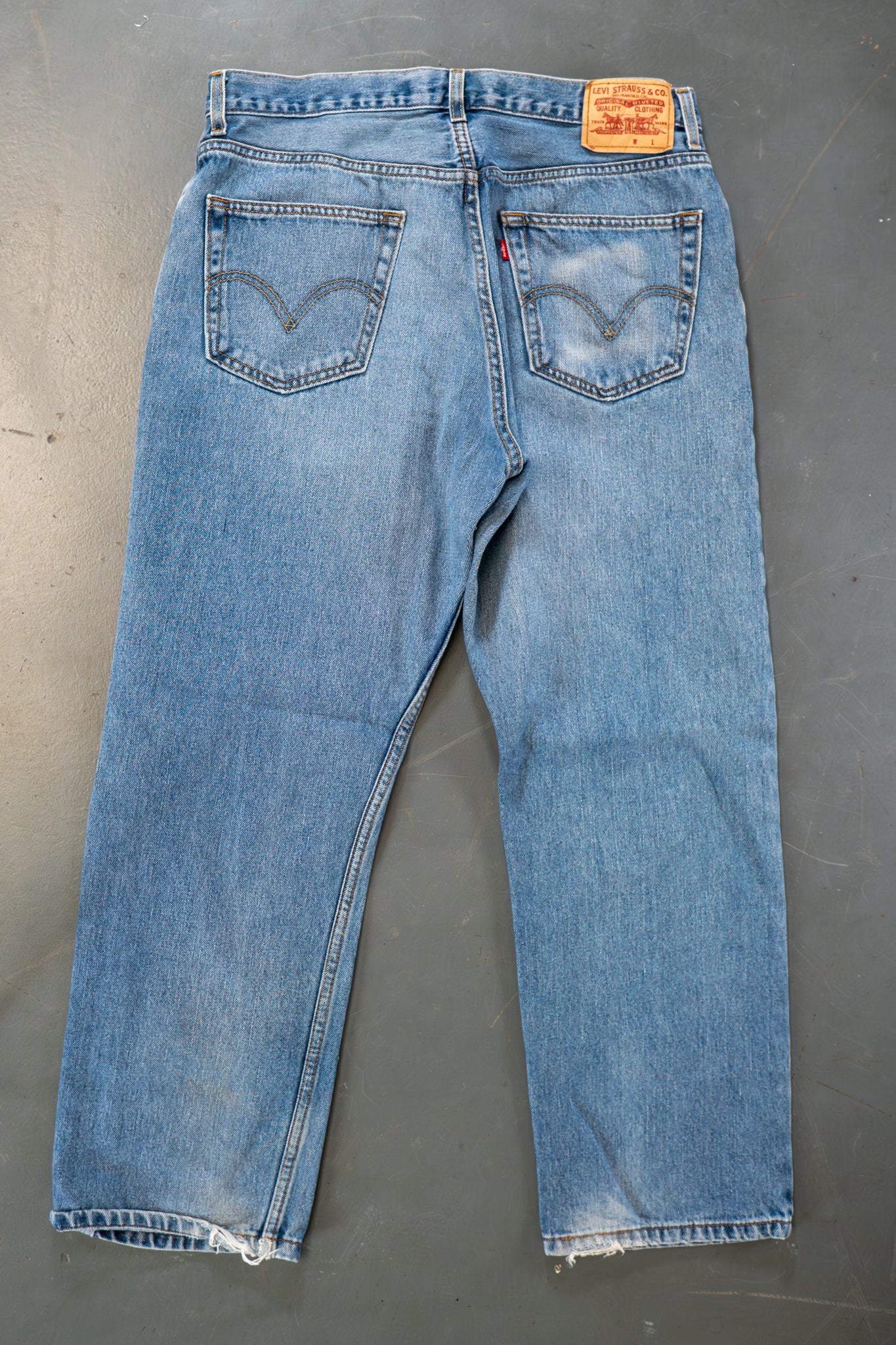 Levi's Vintage 505 Regular Fit Denim Jeans – 90s Y2K - W33, L28