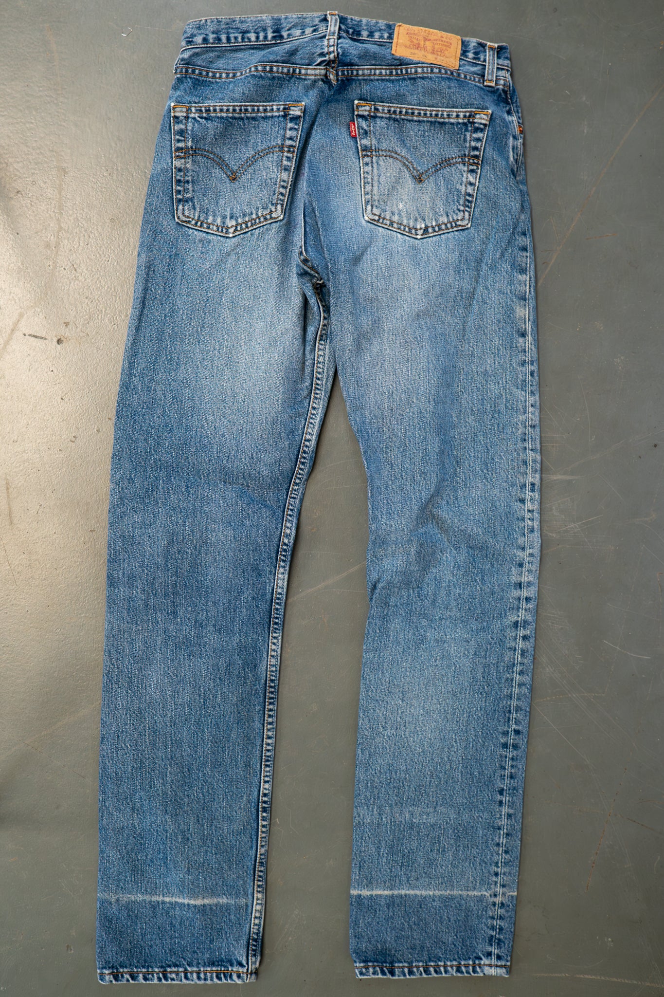 Levi's Vintage 505 Regular Fit Denim Jeans – 90s Y2K - W30, L32