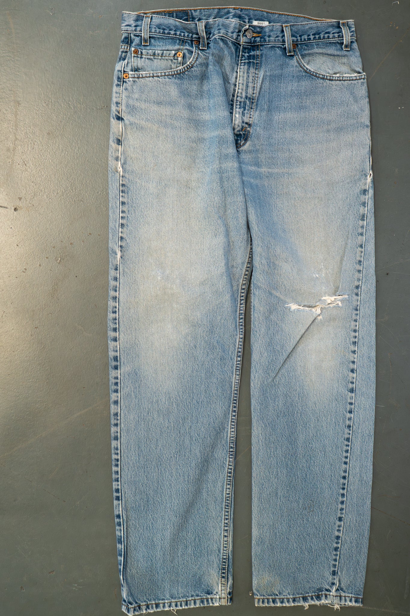Levi's Vintage 505 Regular Fit Denim Jeans – 90s Y2K - W34, L32