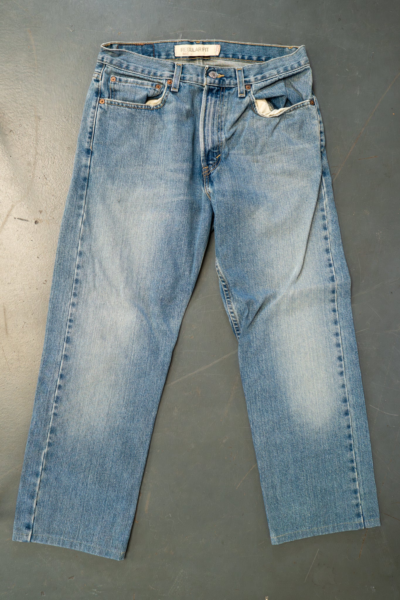 Levi's Vintage 505 Regular Fit Denim Jeans – 90s Y2K - W31, L26