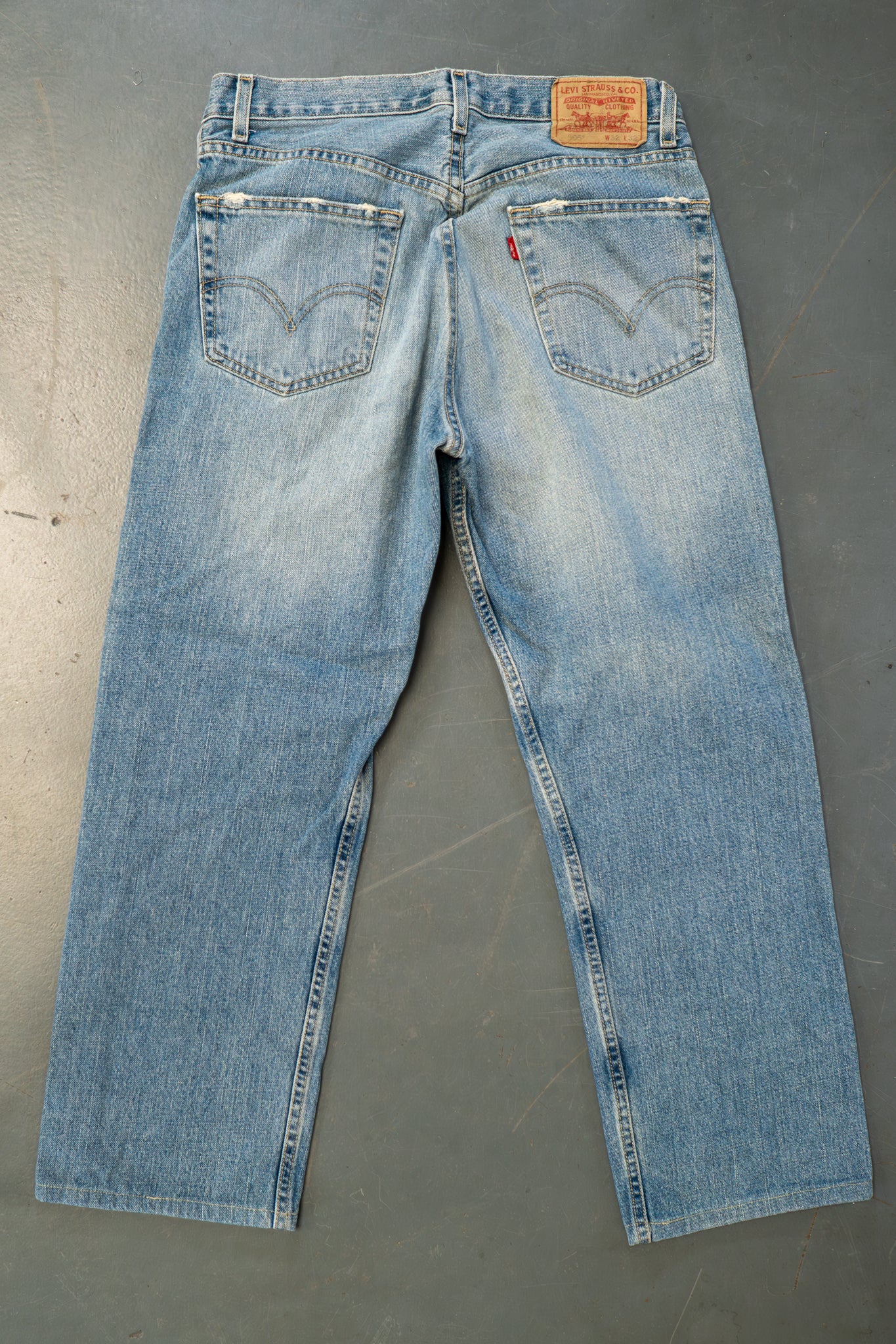 Levi's Vintage 505 Regular Fit Denim Jeans – 90s Y2K - W31, L26