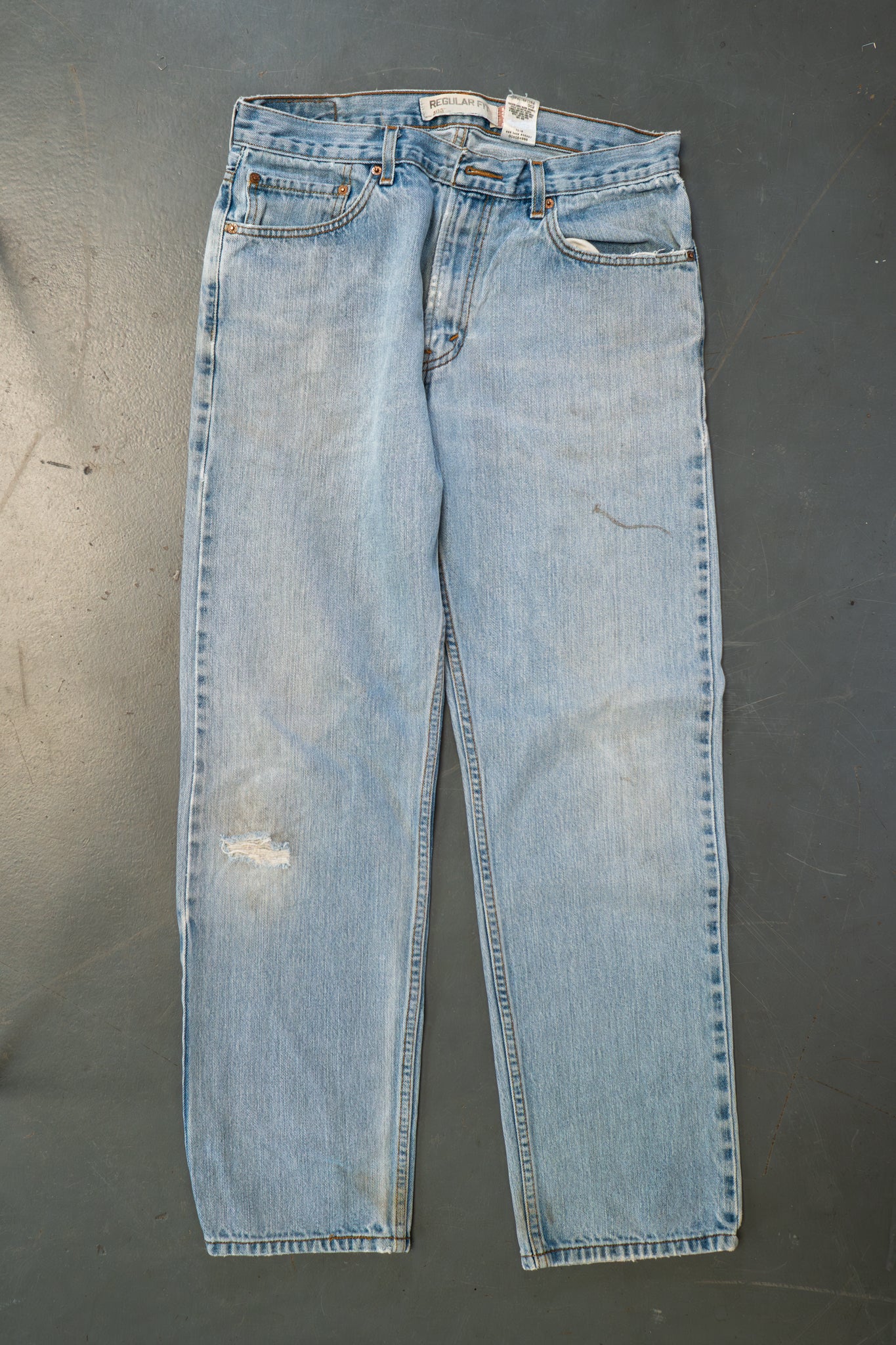 Levi's Vintage 505 Regular Fit Denim Jeans – 90s Y2K - W40, L29