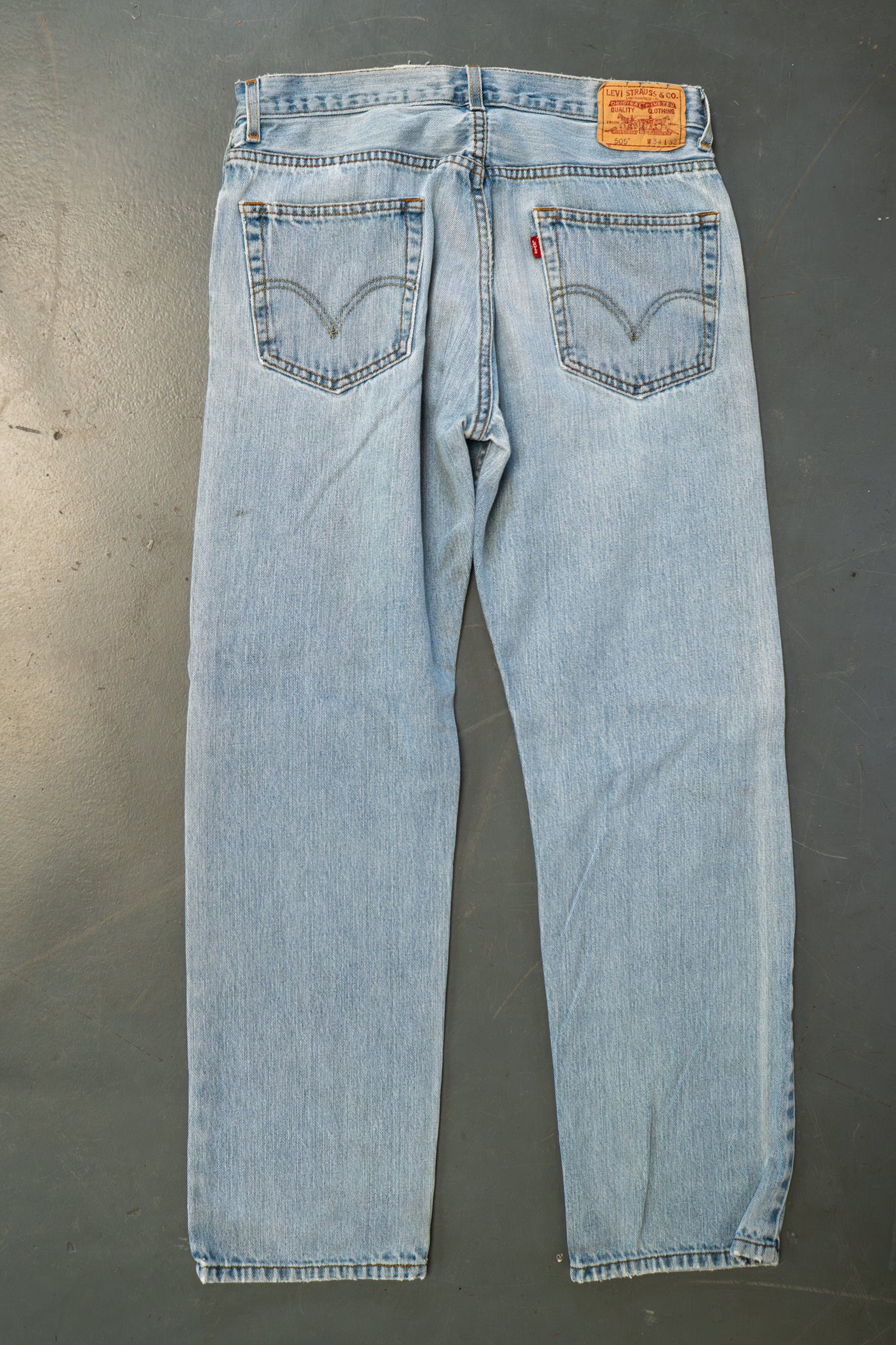 Levi's Vintage 505 Regular Fit Denim Jeans – 90s Y2K - W40, L29