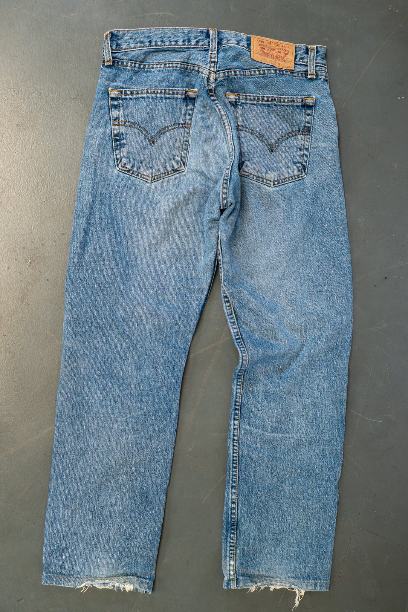 Levi's Vintage 505 Regular Fit Denim Jeans – 90s Y2K - W30, L27