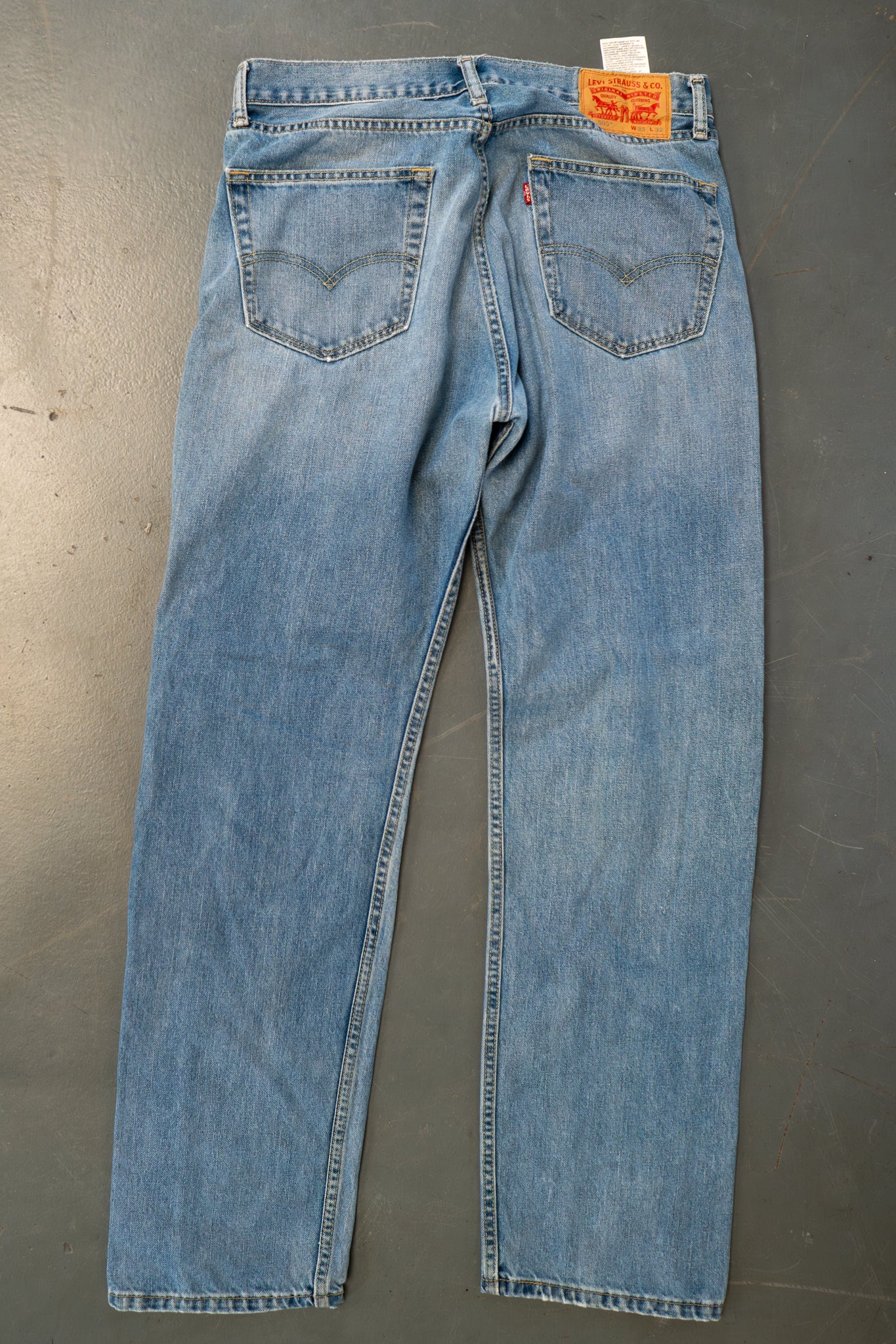 Levi's Vintage 505 Regular Fit Denim Jeans – 90s Y2K - W32, L30