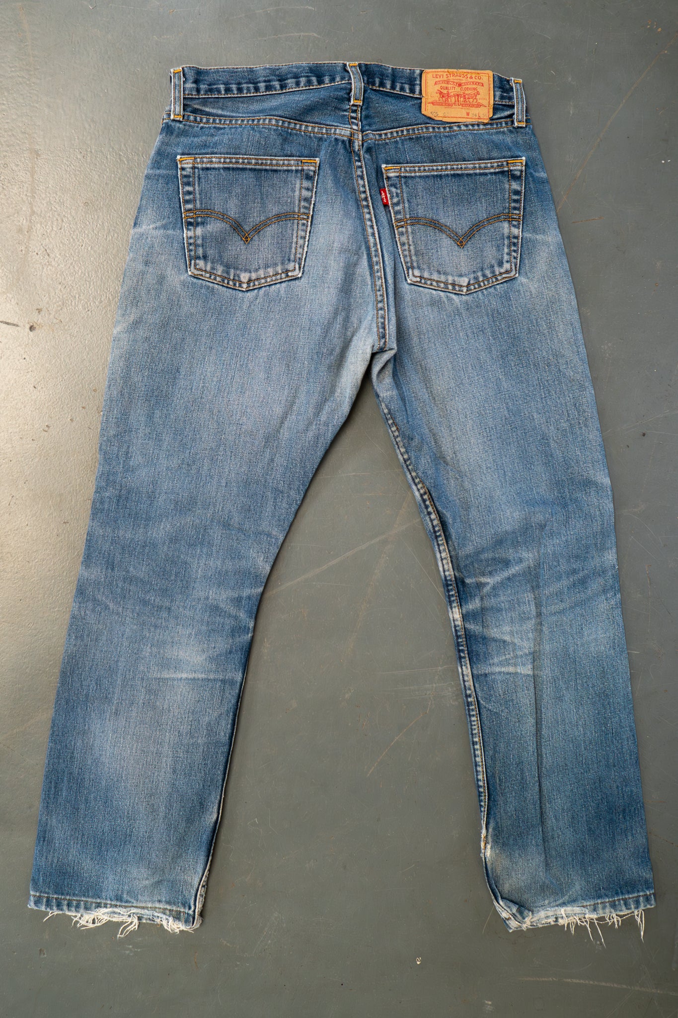 Levi's Vintage 505 Regular Fit Denim Jeans – 90s Y2K - W31, L26