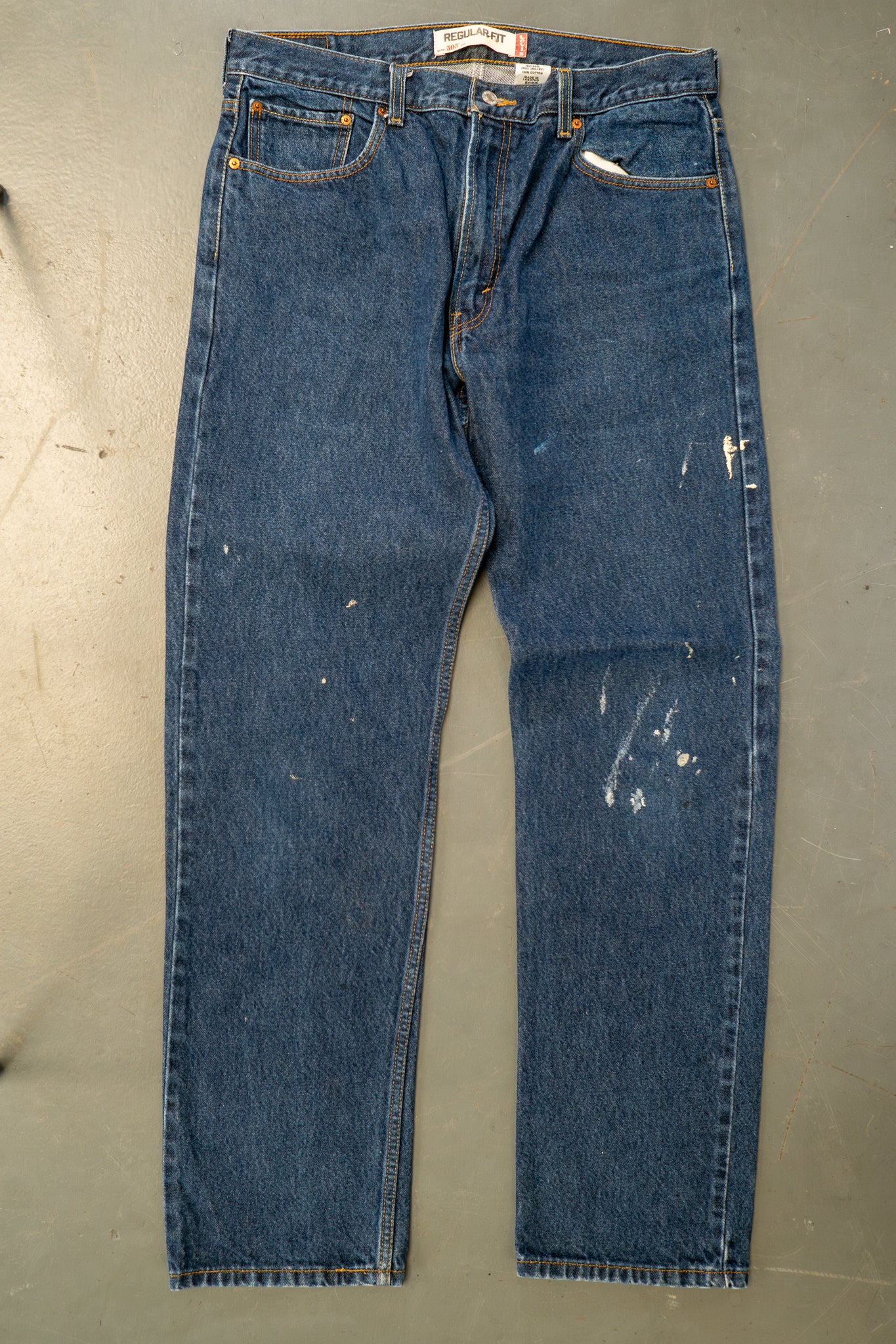 Levi's Vintage 505 Regular Fit Denim Jeans – 90s Y2K - W36, L33