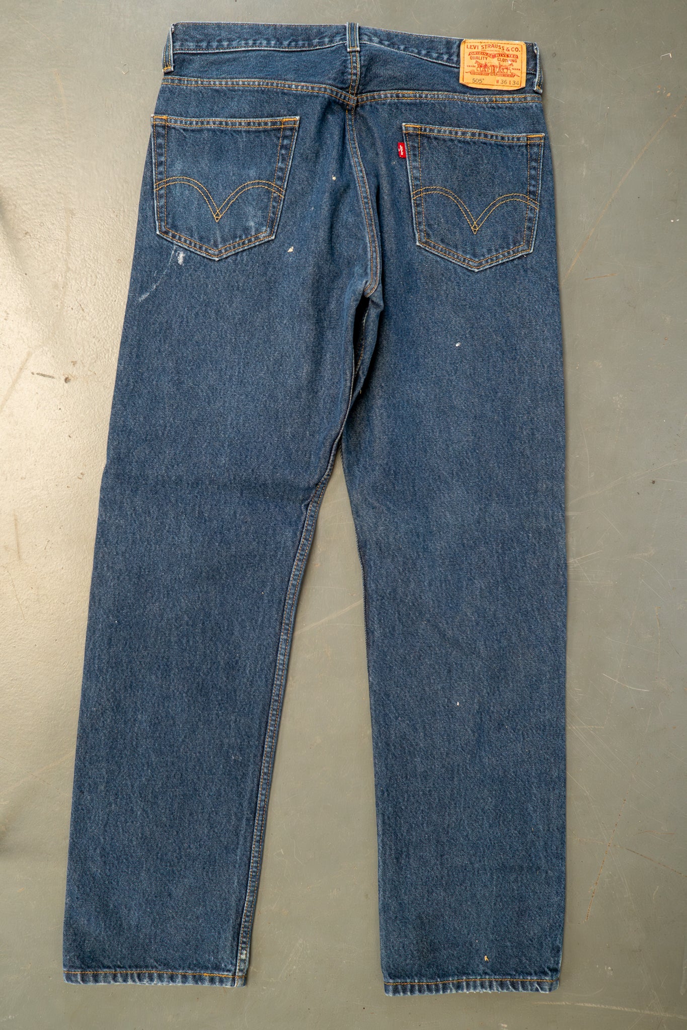 Levi's Vintage 505 Regular Fit Denim Jeans – 90s Y2K - W36, L33