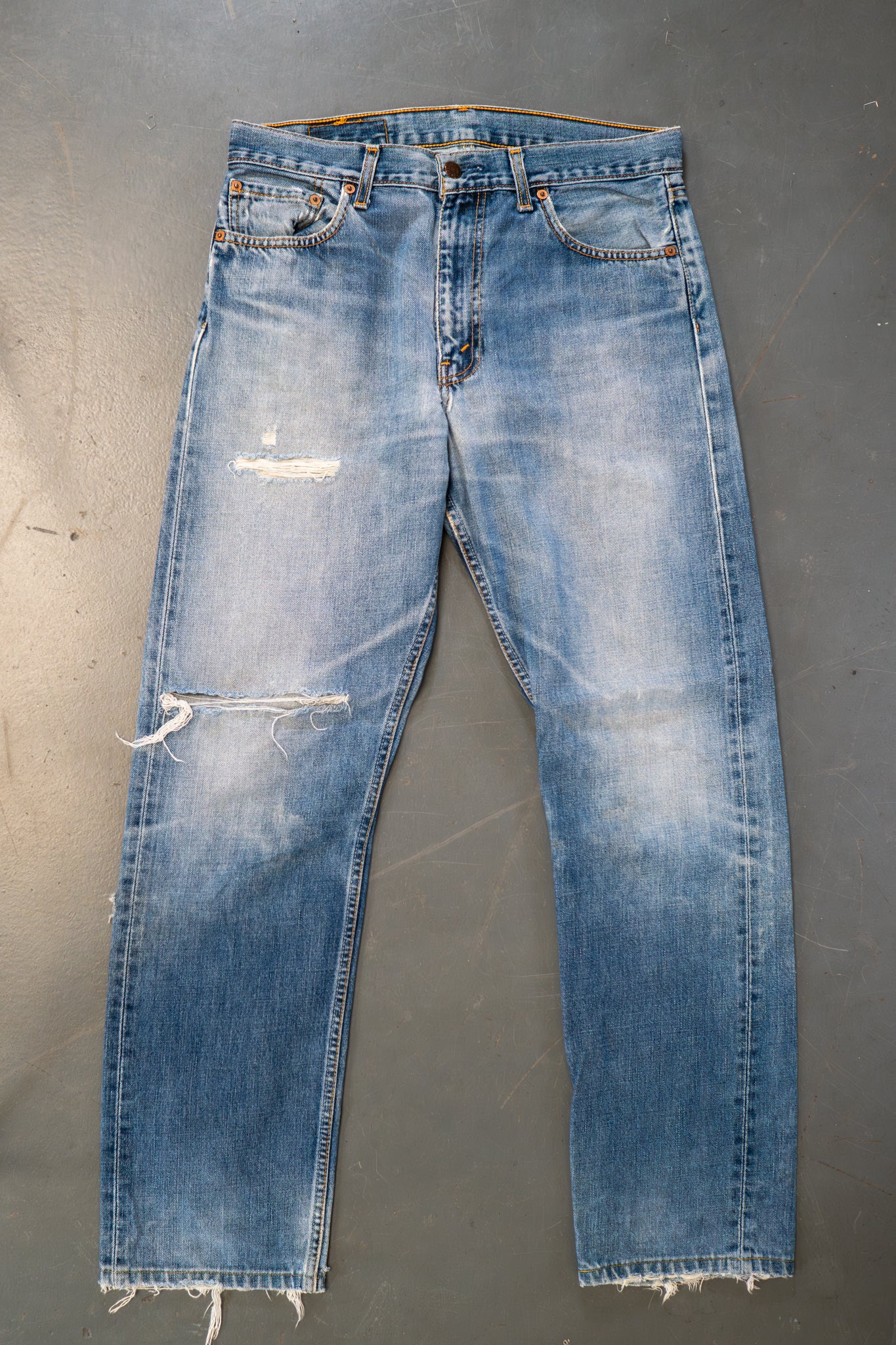 Levi's Vintage 505 Regular Fit Denim Jeans – 90s Y2K - W32, L30
