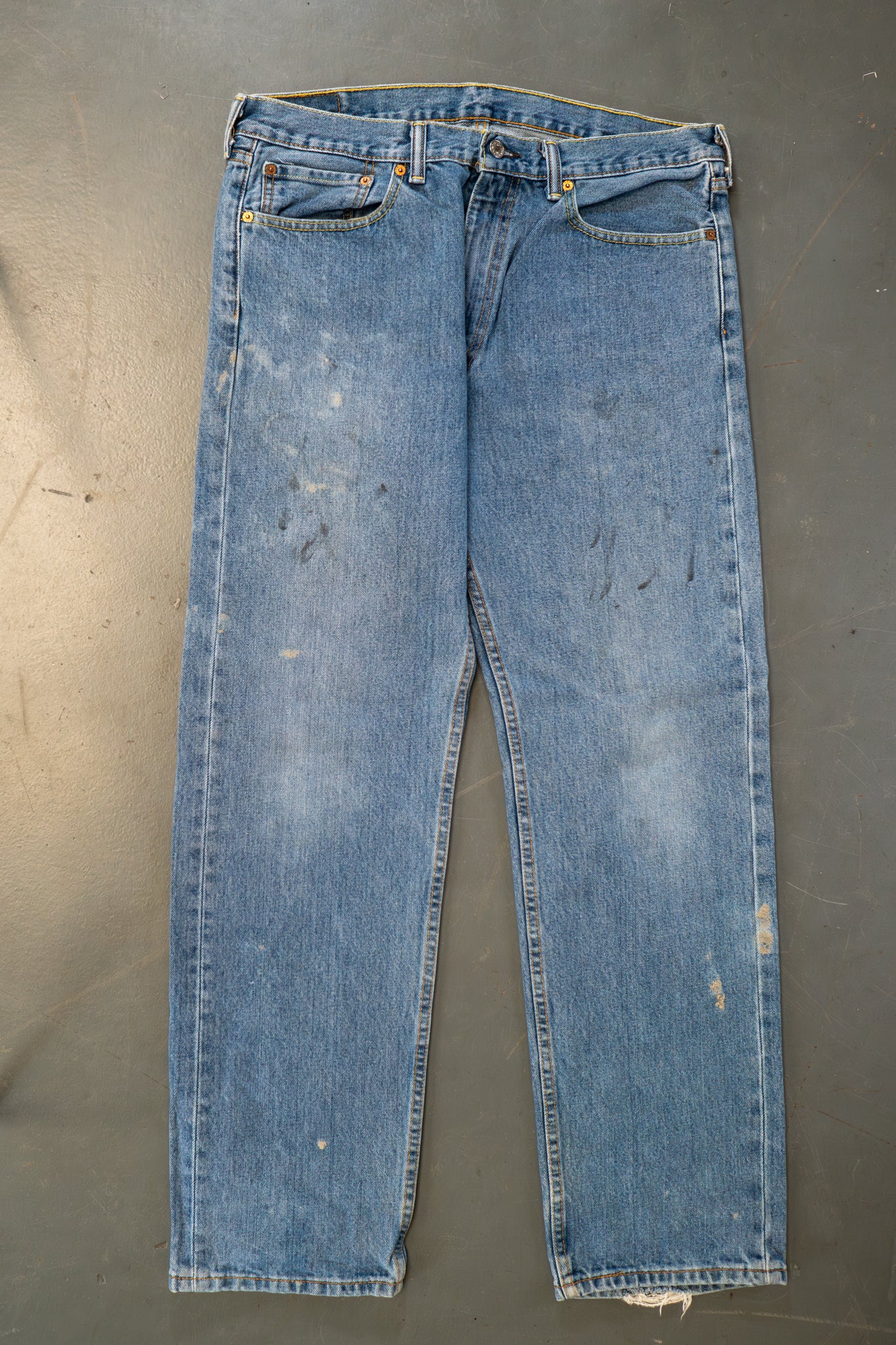 Levi's Vintage 505 Regular Fit Denim Jeans – 90s Y2K - W36, L32