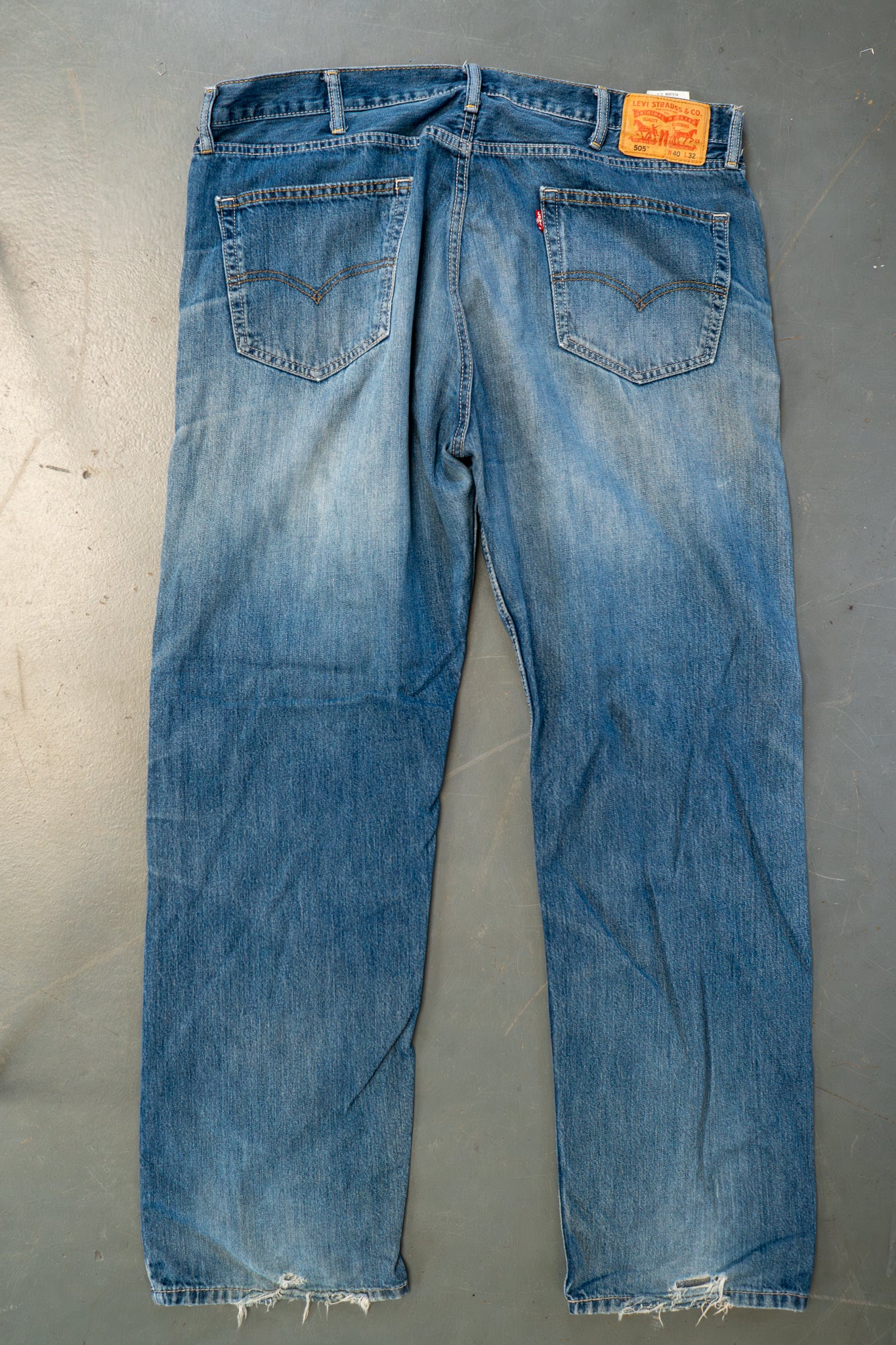 Levi's Vintage 505 Regular Fit Denim Jeans – 90s Y2K - W40, L30