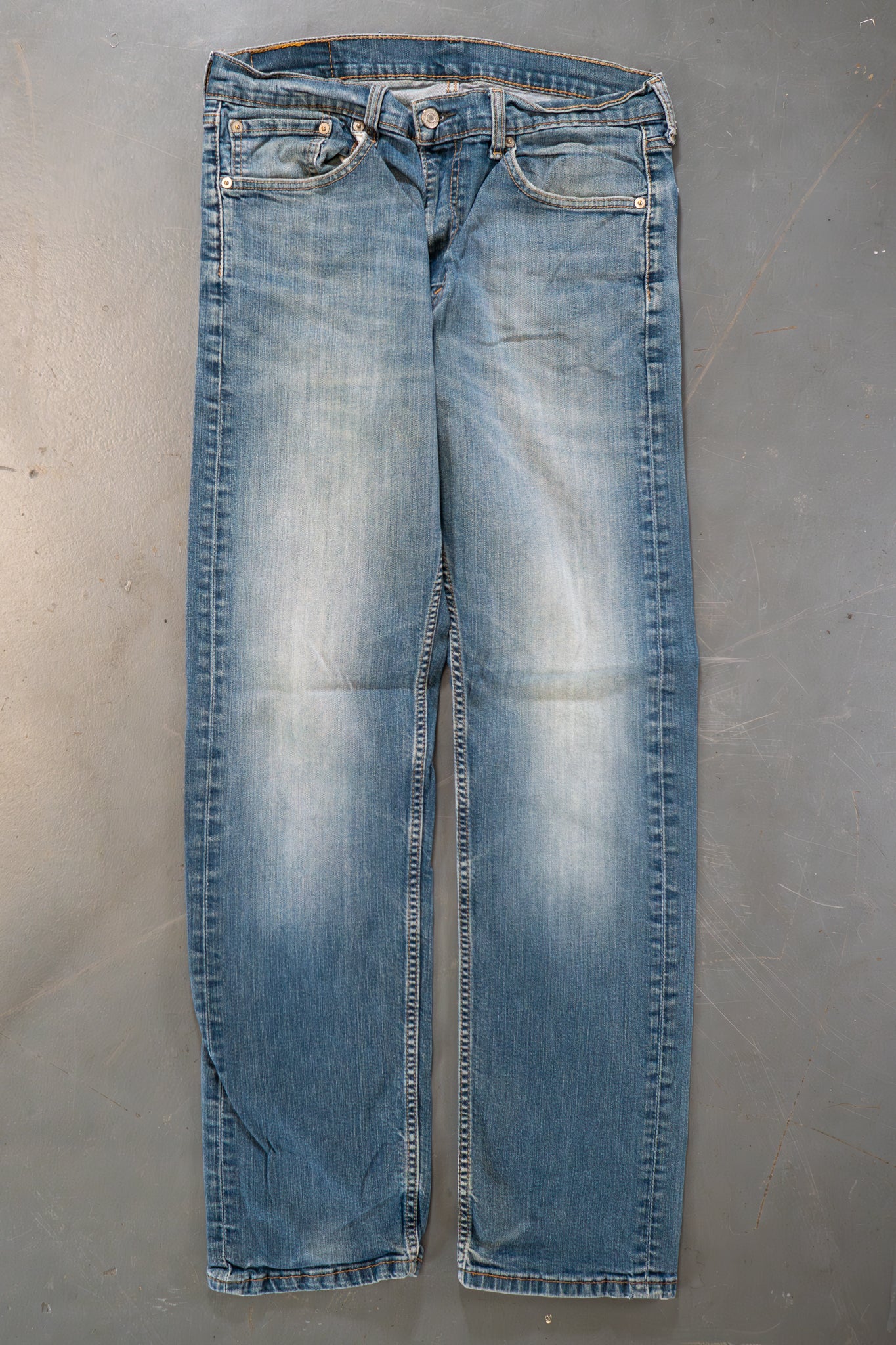 Levi's Vintage 505 Regular Fit Denim Jeans – 90s Y2K - W32, L30