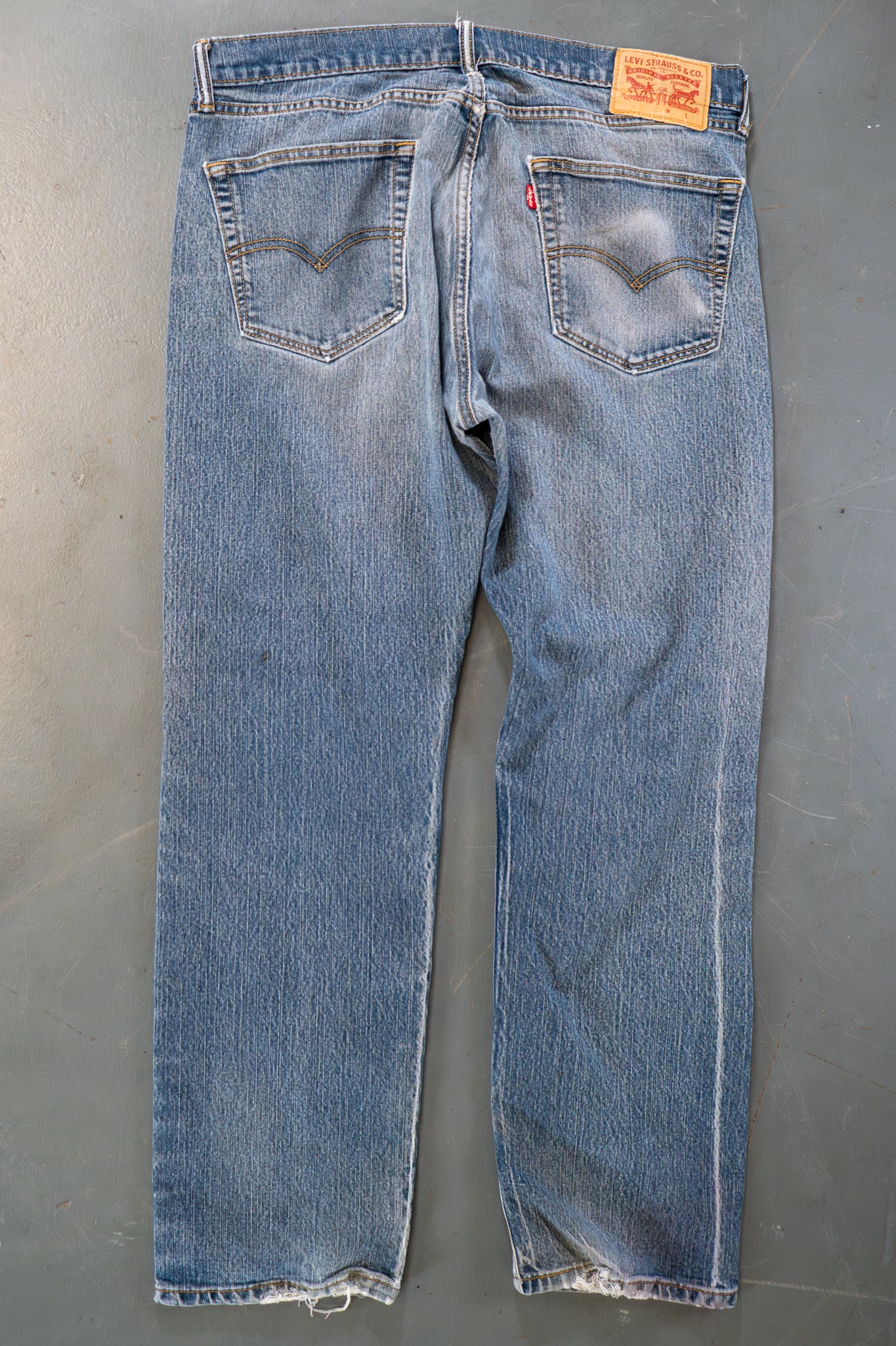 Levi's Vintage 505 Regular Fit Denim Jeans – 90s Y2K - W35, L29