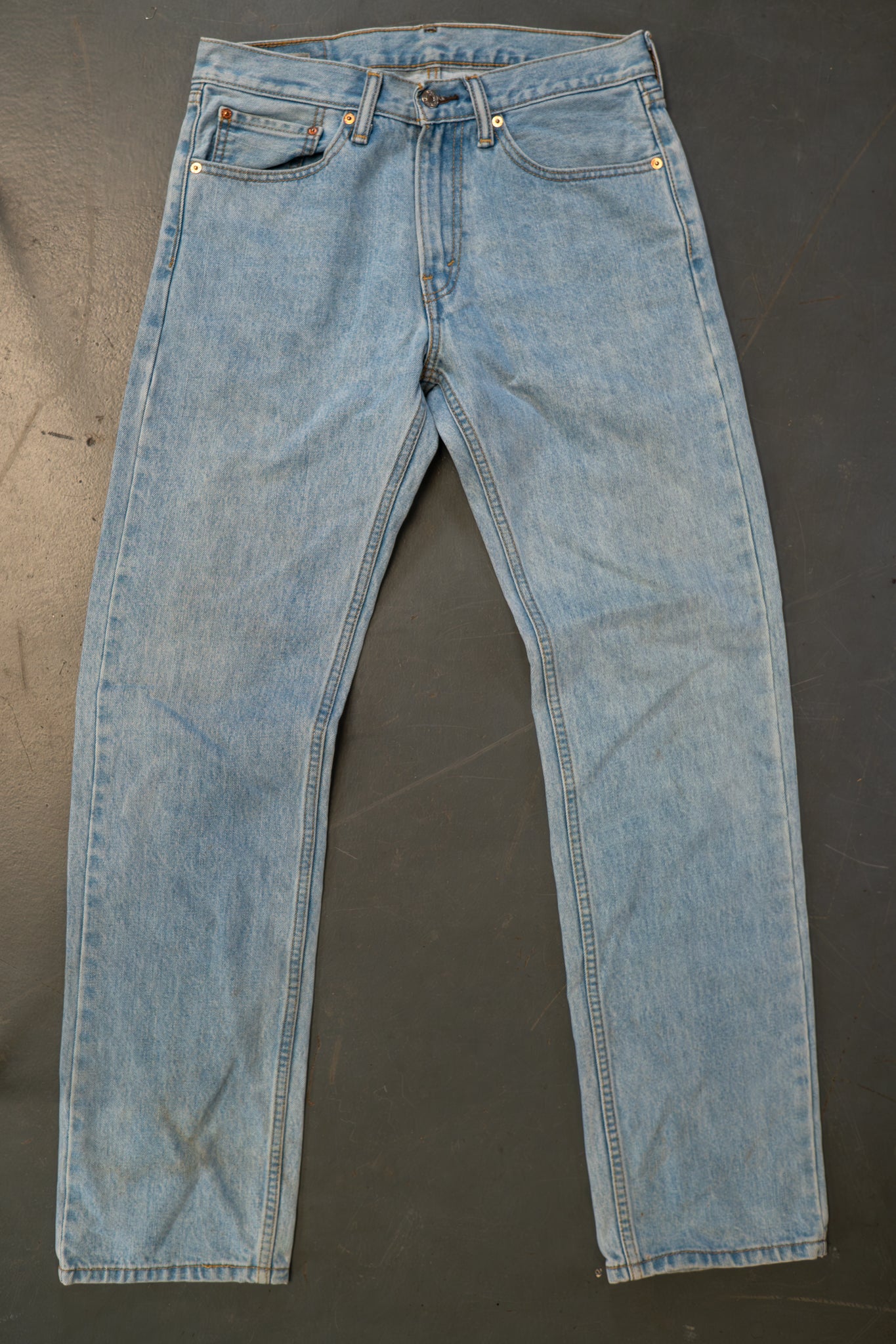 Levi's Vintage 505 Regular Fit Denim Jeans – 90s Y2K - W32, L32