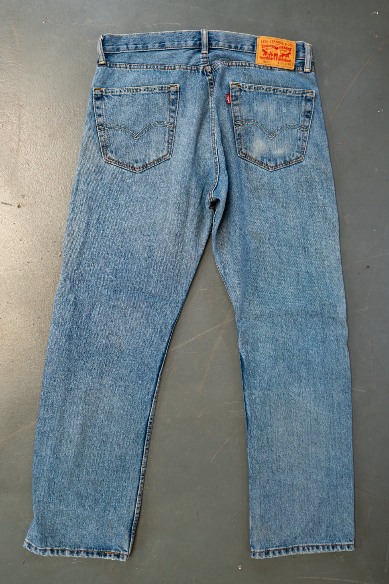 Levi's Vintage 505 Regular Fit Denim Jeans – 90s Y2K - W34, L29