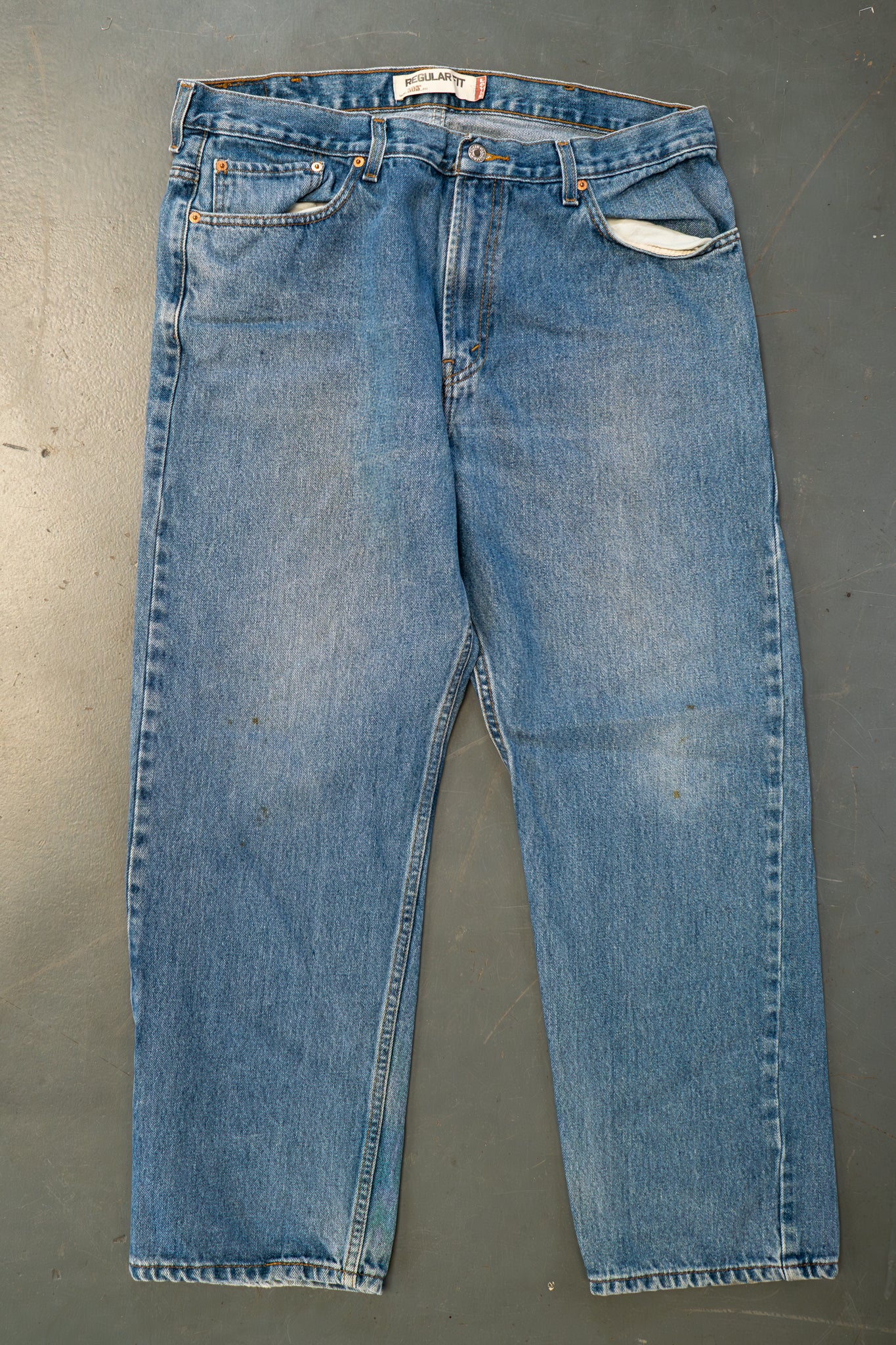 Levi's Vintage 505 Regular Fit Denim Jeans – 90s Y2K - W36, L28