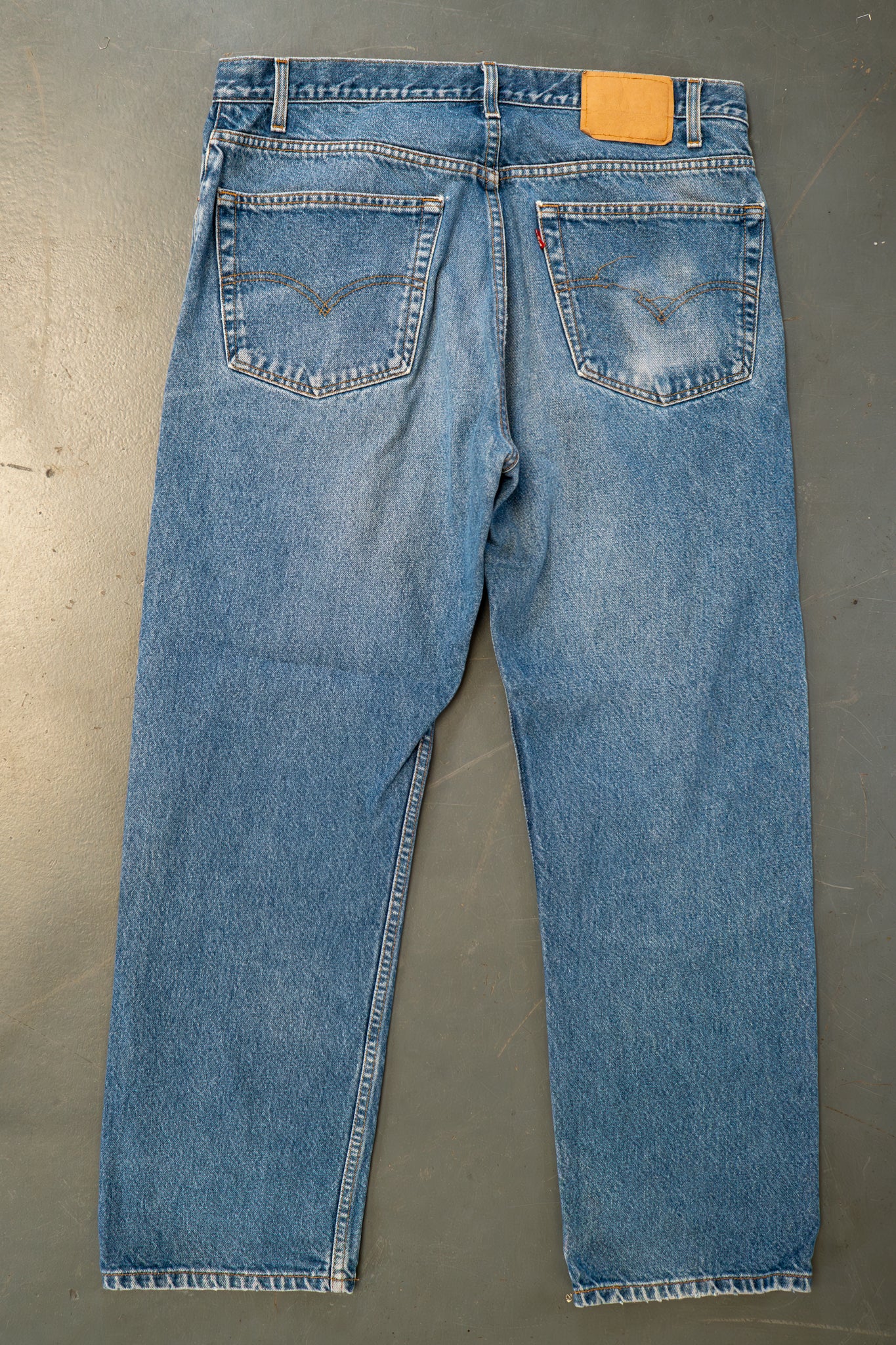 Levi's Vintage 505 Regular Fit Denim Jeans – 90s Y2K - W36, L28