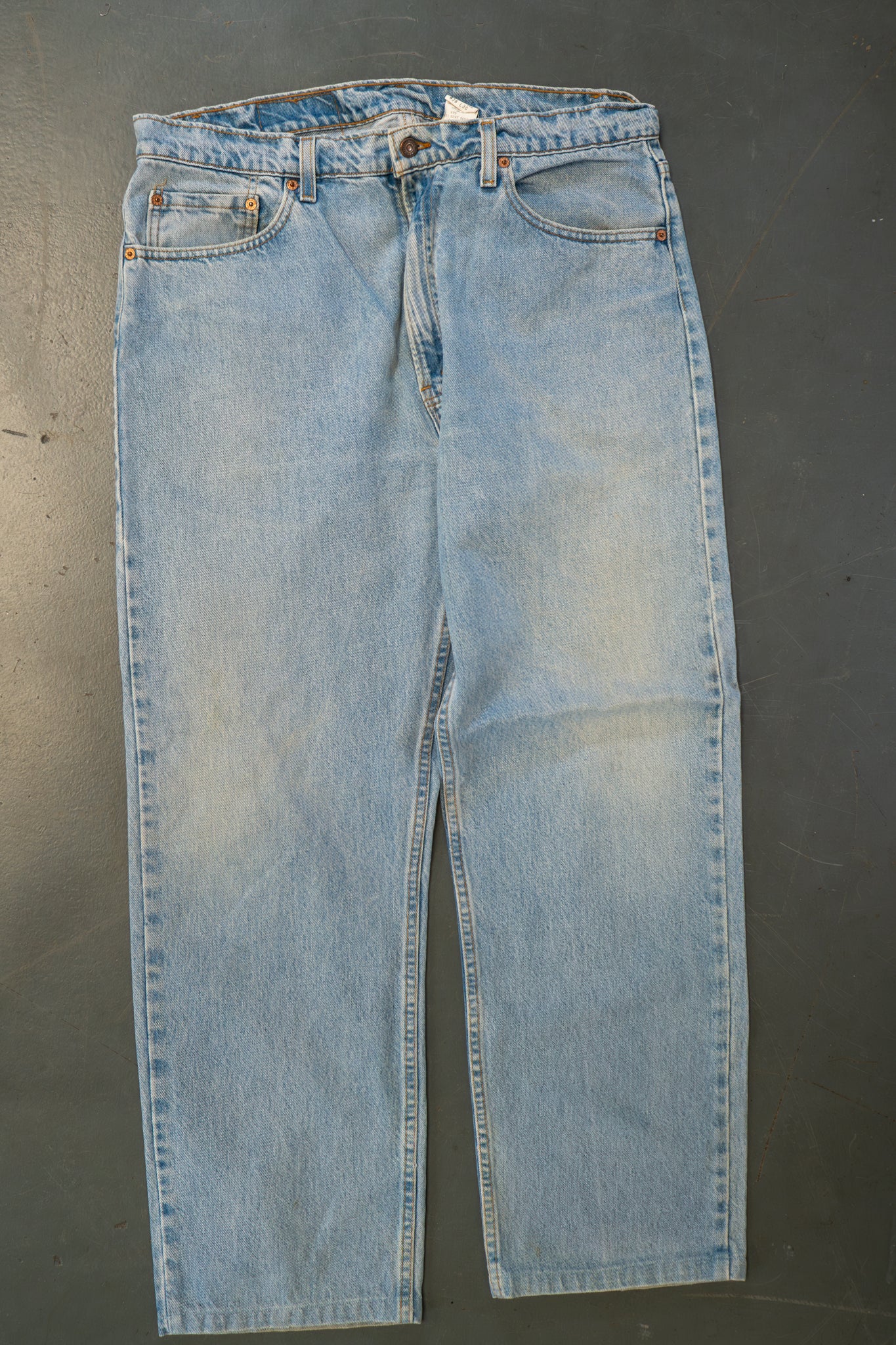 Levi's Vintage 505 Regular Fit Denim Jeans – 90s Y2K - W34, L28