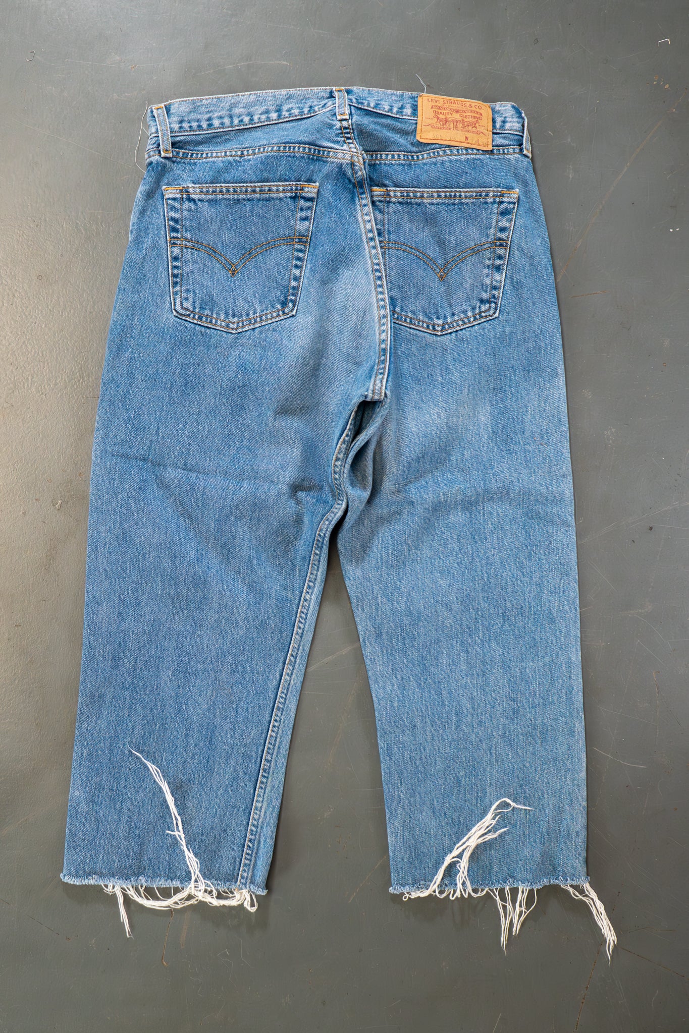 Levi's Vintage 505 Regular Fit Denim Jeans – 90s Y2K - W30, L21