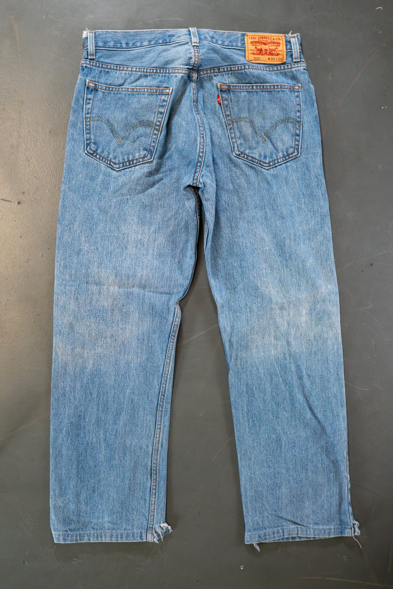 Levi's Vintage 505 Regular Fit Denim Jeans – 90s Y2K - W34, L28