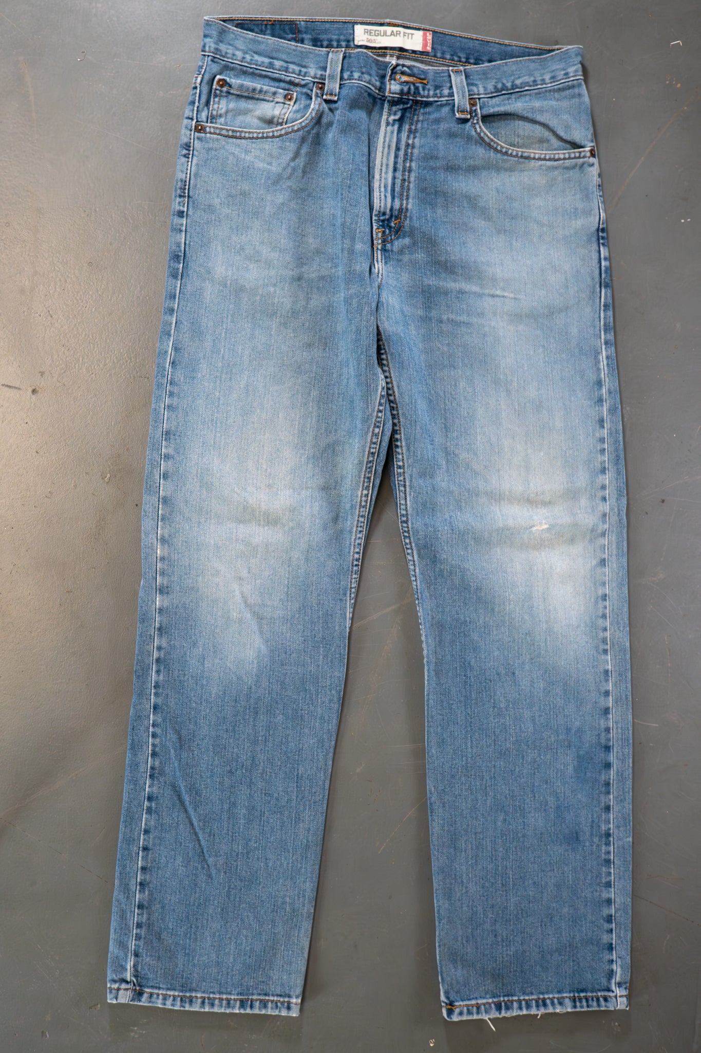 Levi's Vintage 505 Regular Fit Denim Jeans – 90s Y2K - W34, L31