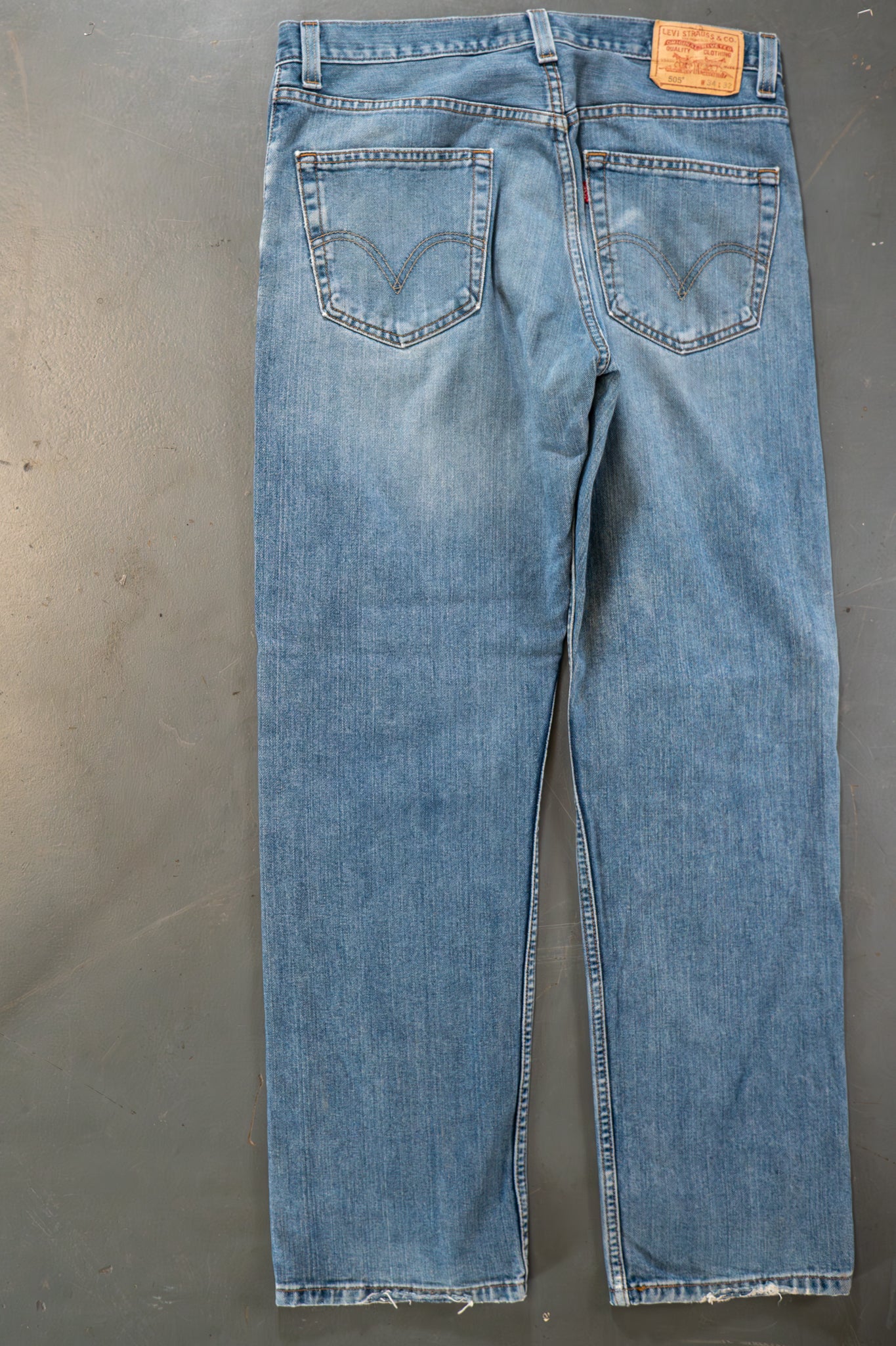 Levi's Vintage 505 Regular Fit Denim Jeans – 90s Y2K - W34, L31