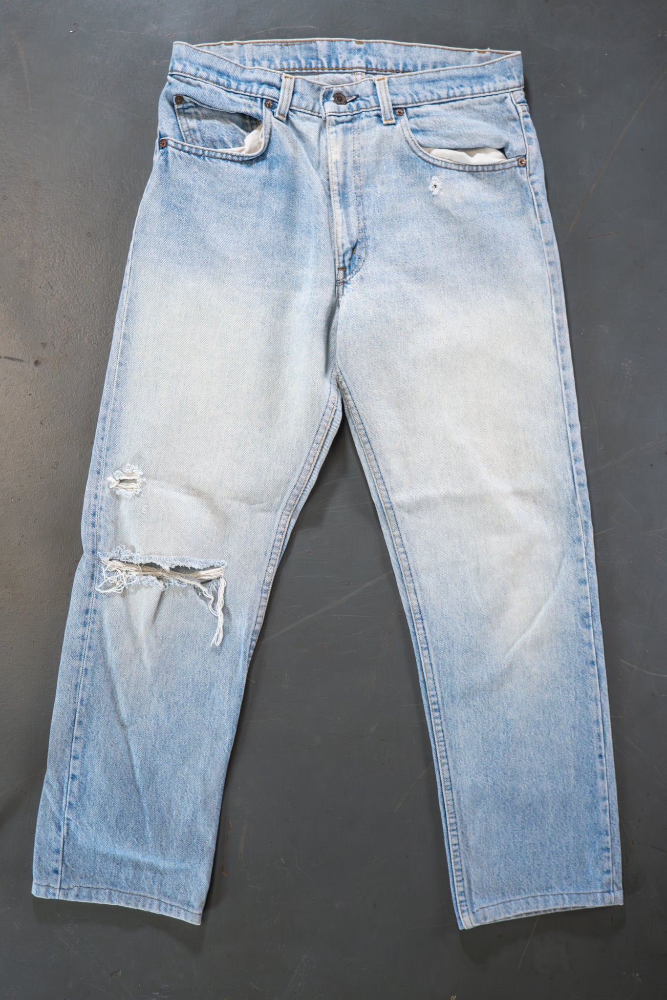 Levi's Vintage 505 Regular Fit Denim Jeans – 90s Y2K - W30, L27