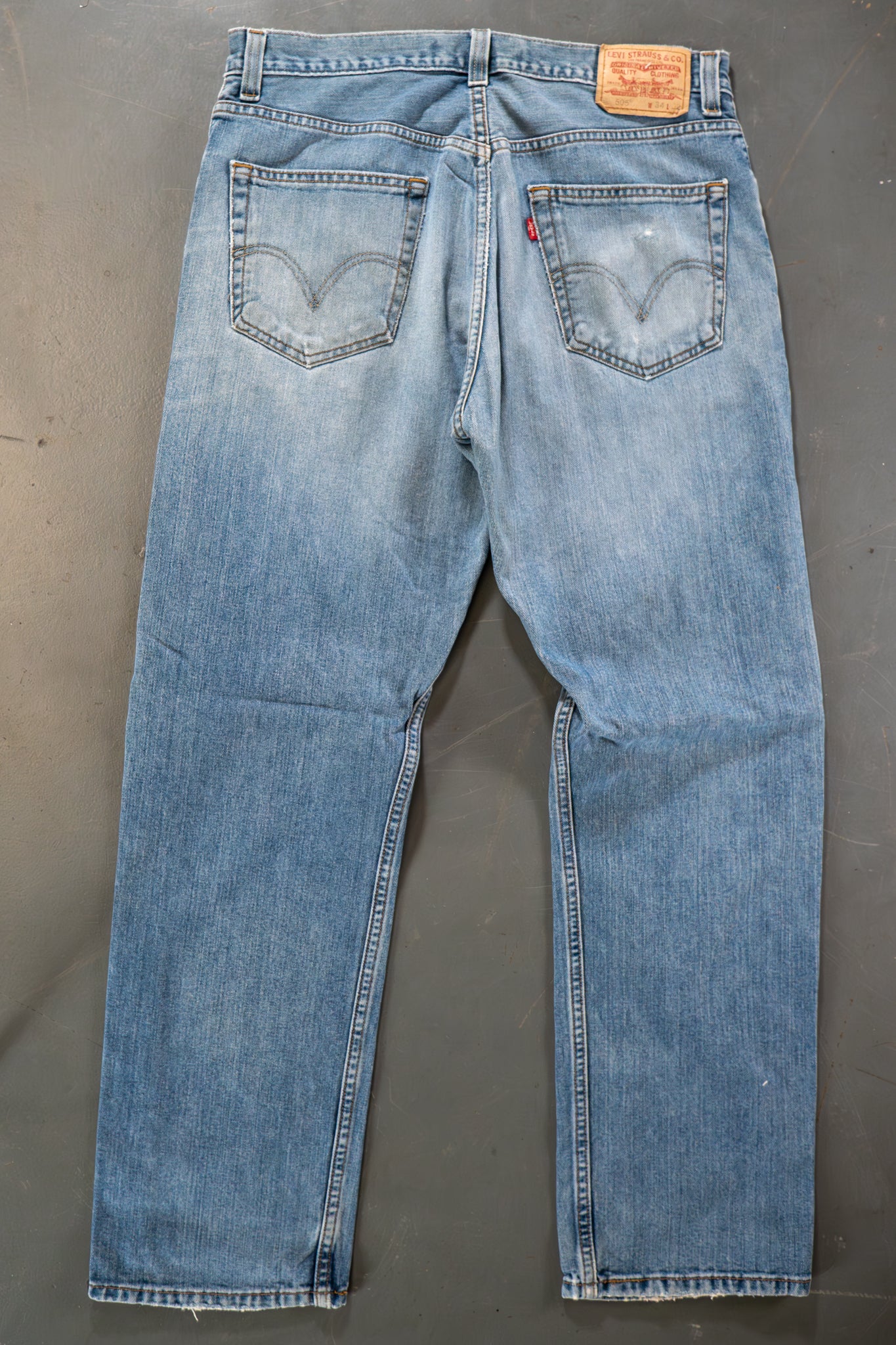 Levi's Vintage 505 Regular Fit Denim Jeans – 90s Y2K - W34, L30