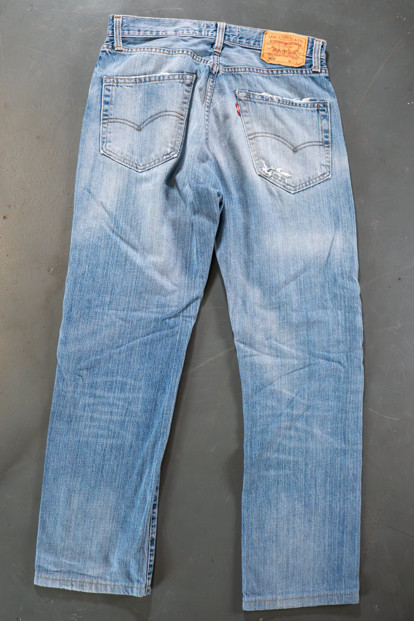 Levi's Vintage 505 Regular Fit Denim Jeans – 90s Y2K - W32, L28