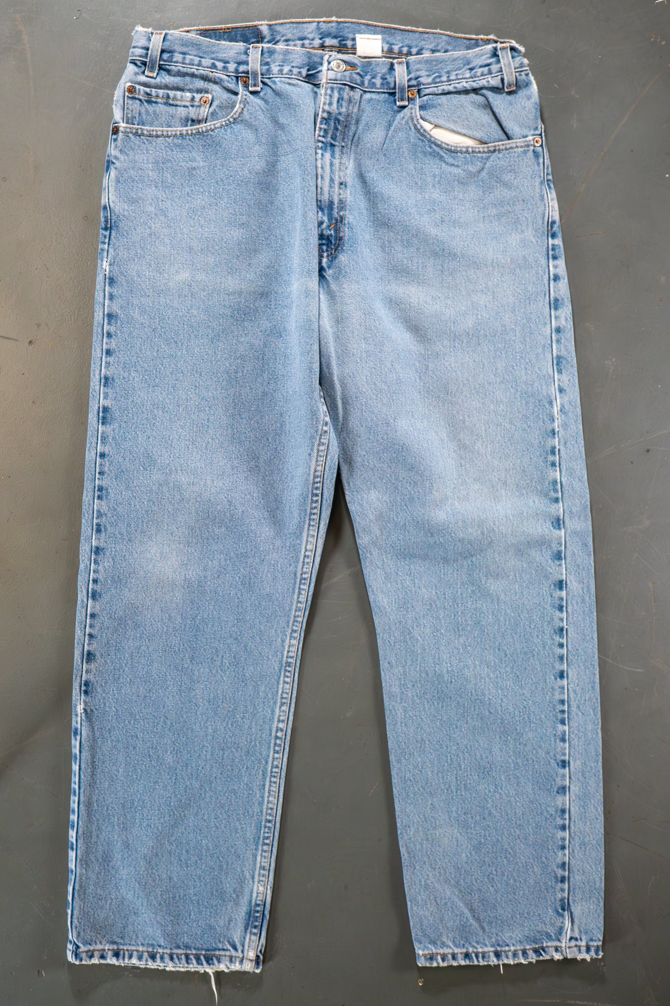 Levi's Vintage 505 Regular Fit Denim Jeans – 90s Y2K - W34, L28