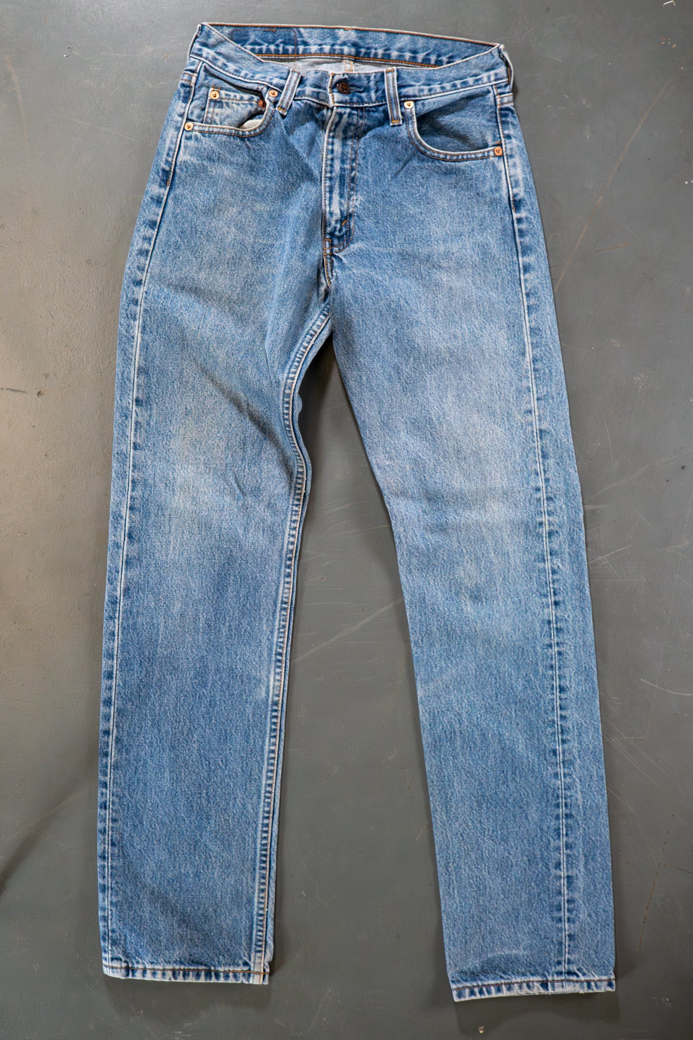 Levi's Vintage 505 Regular Fit Denim Jeans – 90s Y2K - W28, L31
