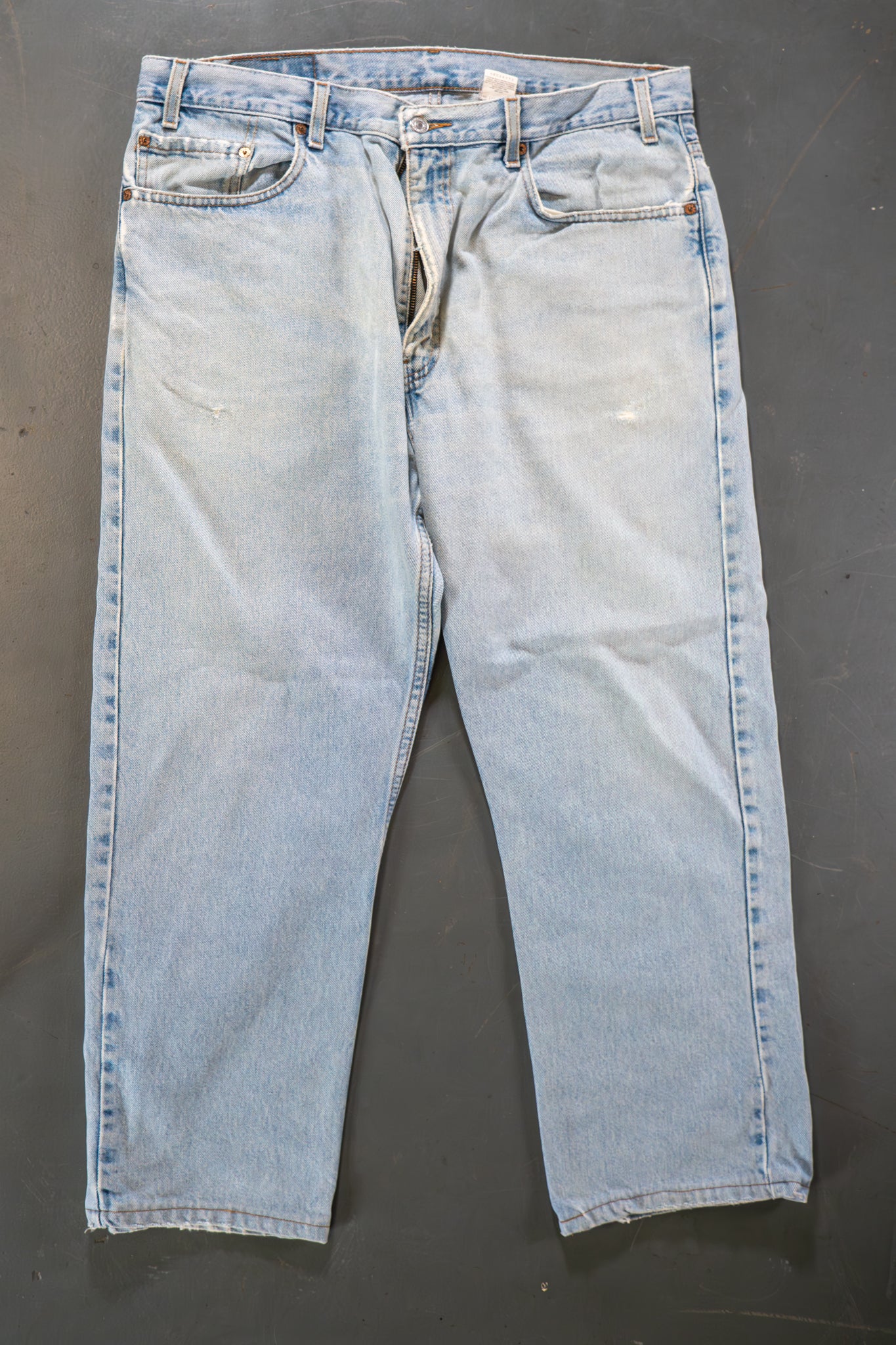 Levi's Vintage 505 Regular Fit Denim Jeans – 90s Y2K - W36, L26