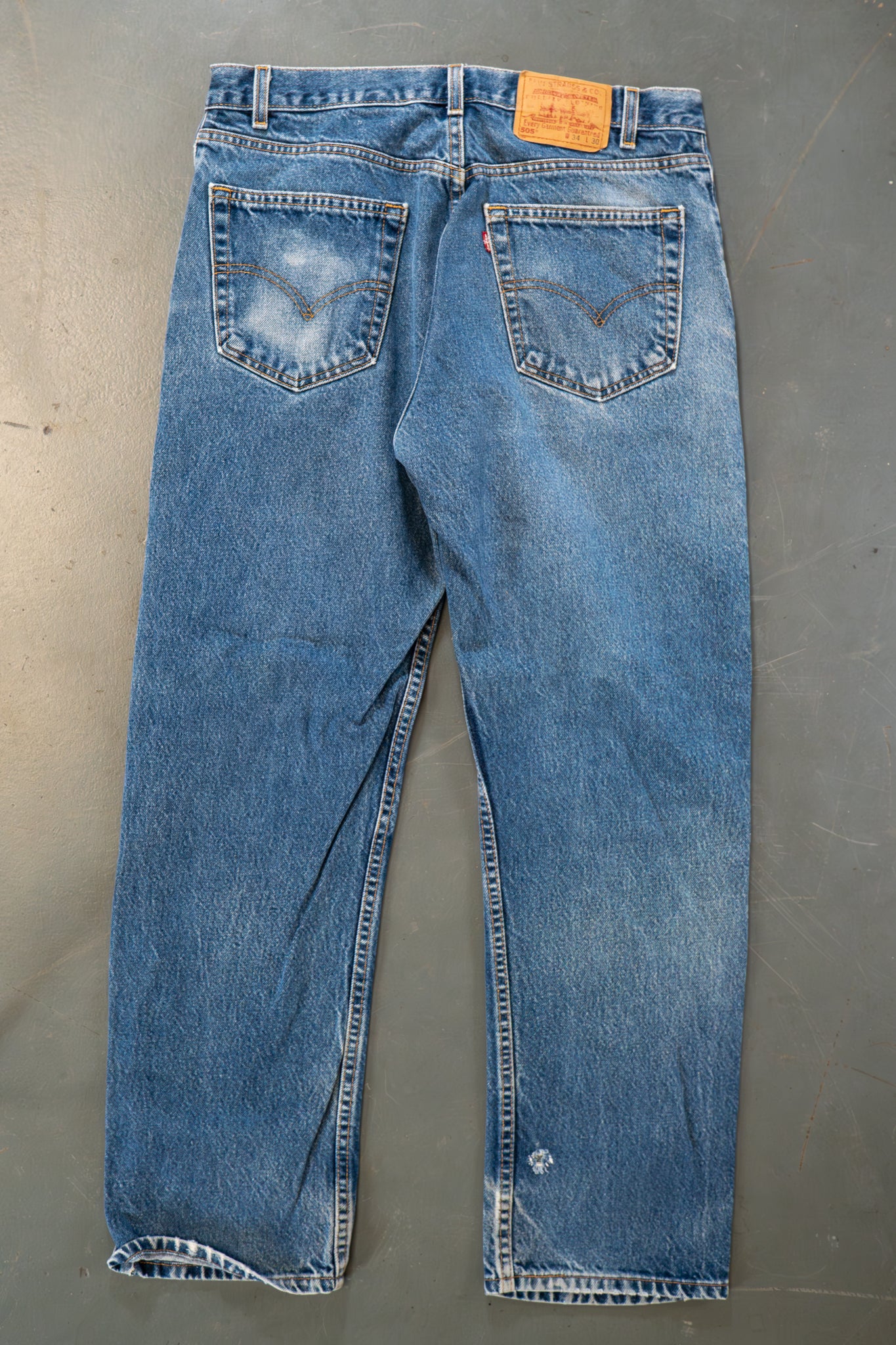 Levi's Vintage 505 Regular Fit Denim Jeans – 90s Y2K - W32, L28