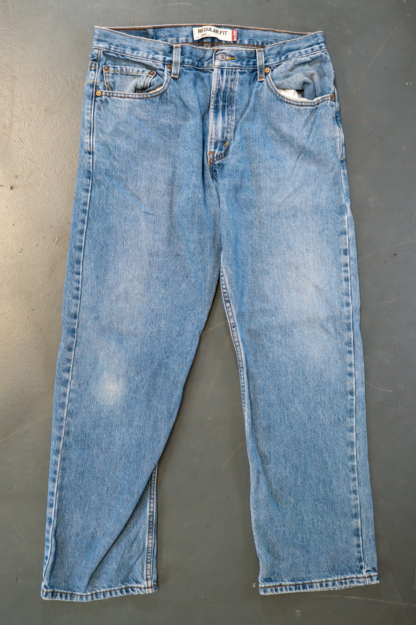 Levi's Vintage 505 Regular Fit Denim Jeans – 90s Y2K - W32, L29