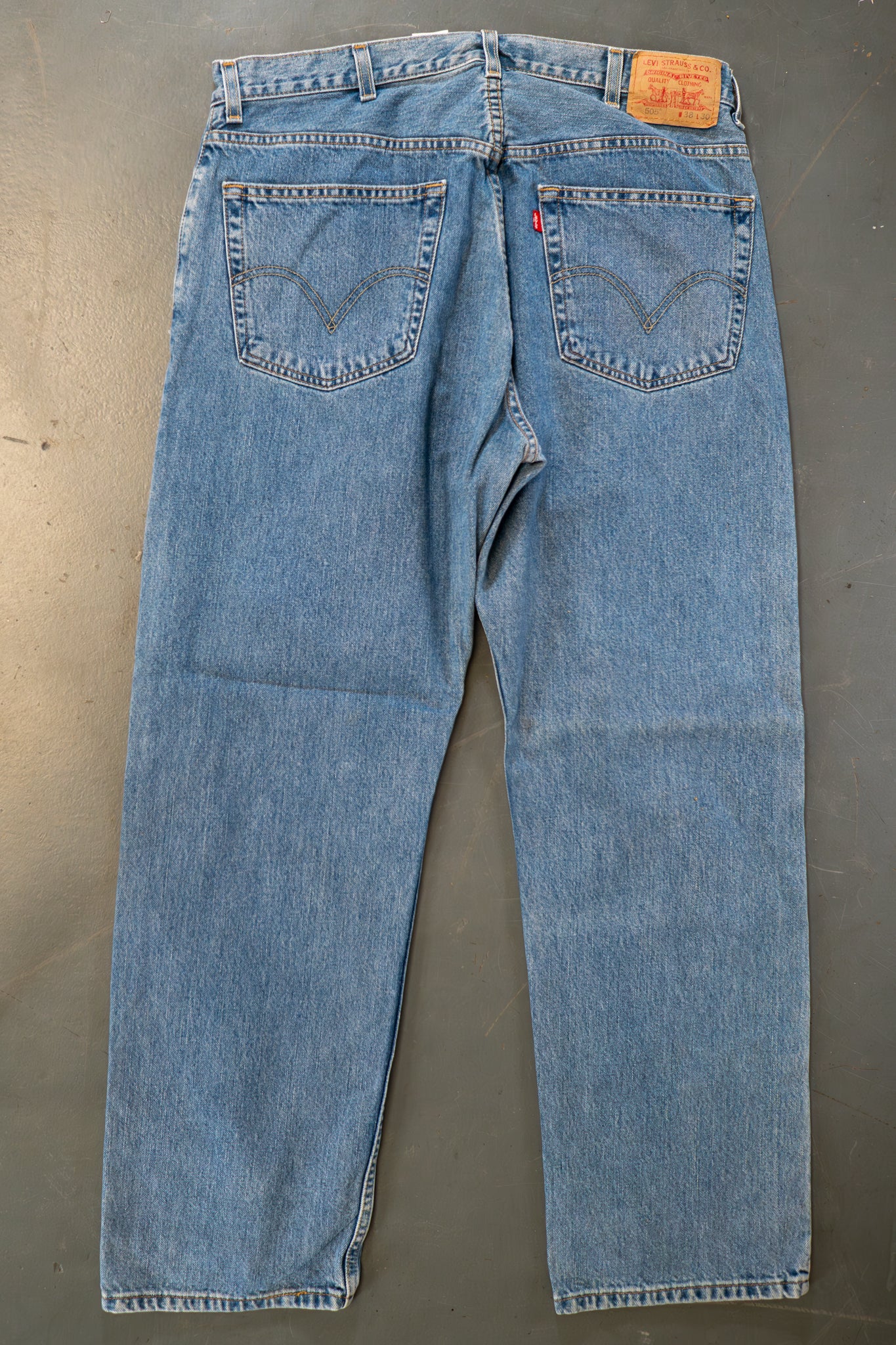 Levi's Vintage 505 Regular Fit Denim Jeans – 90s Y2K - W36, L29
