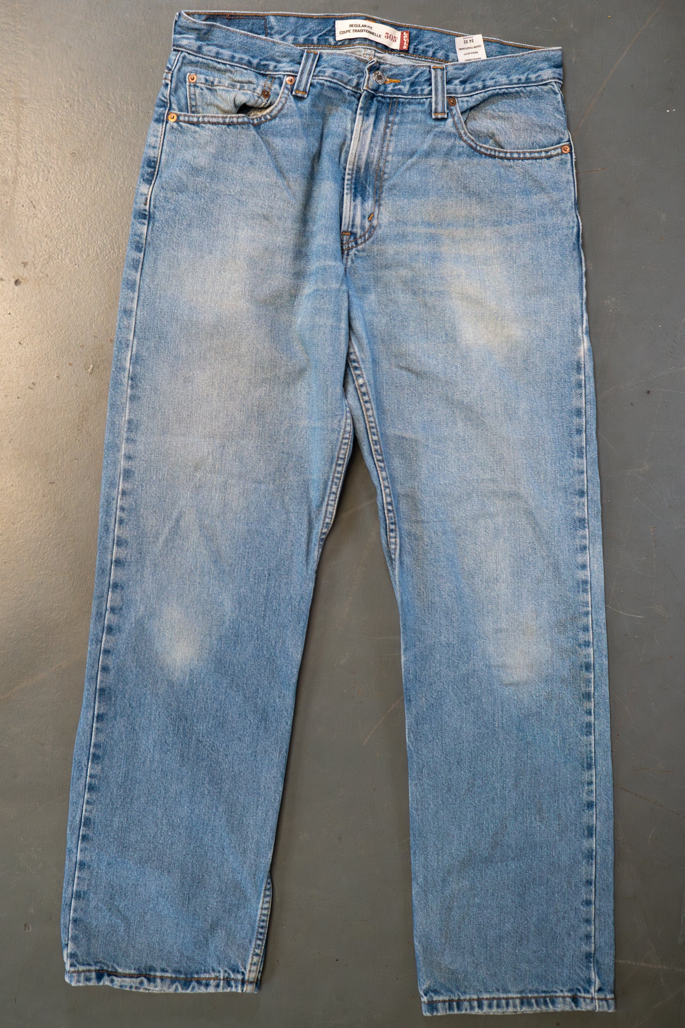 Levi's Vintage 505 Regular Fit Denim Jeans – 90s Y2K - W33, Lnan