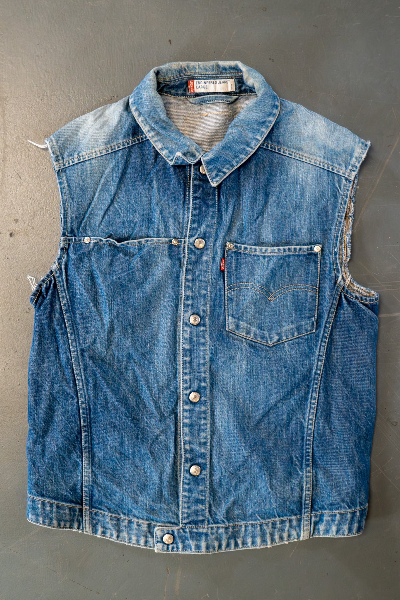 Vintage Levi's Trucker Denim Vest / Gilet - L