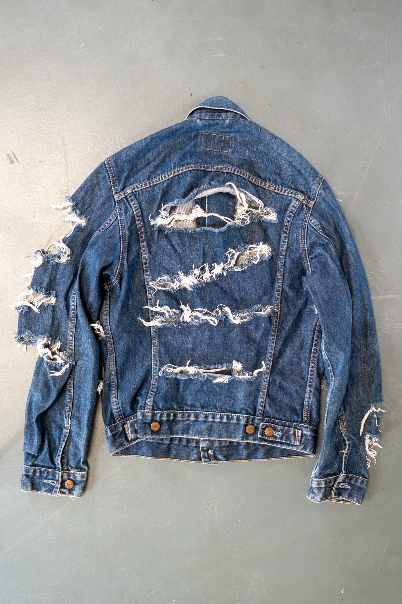 Vintage Ladies Levi's Trucker Denim Jacket - M