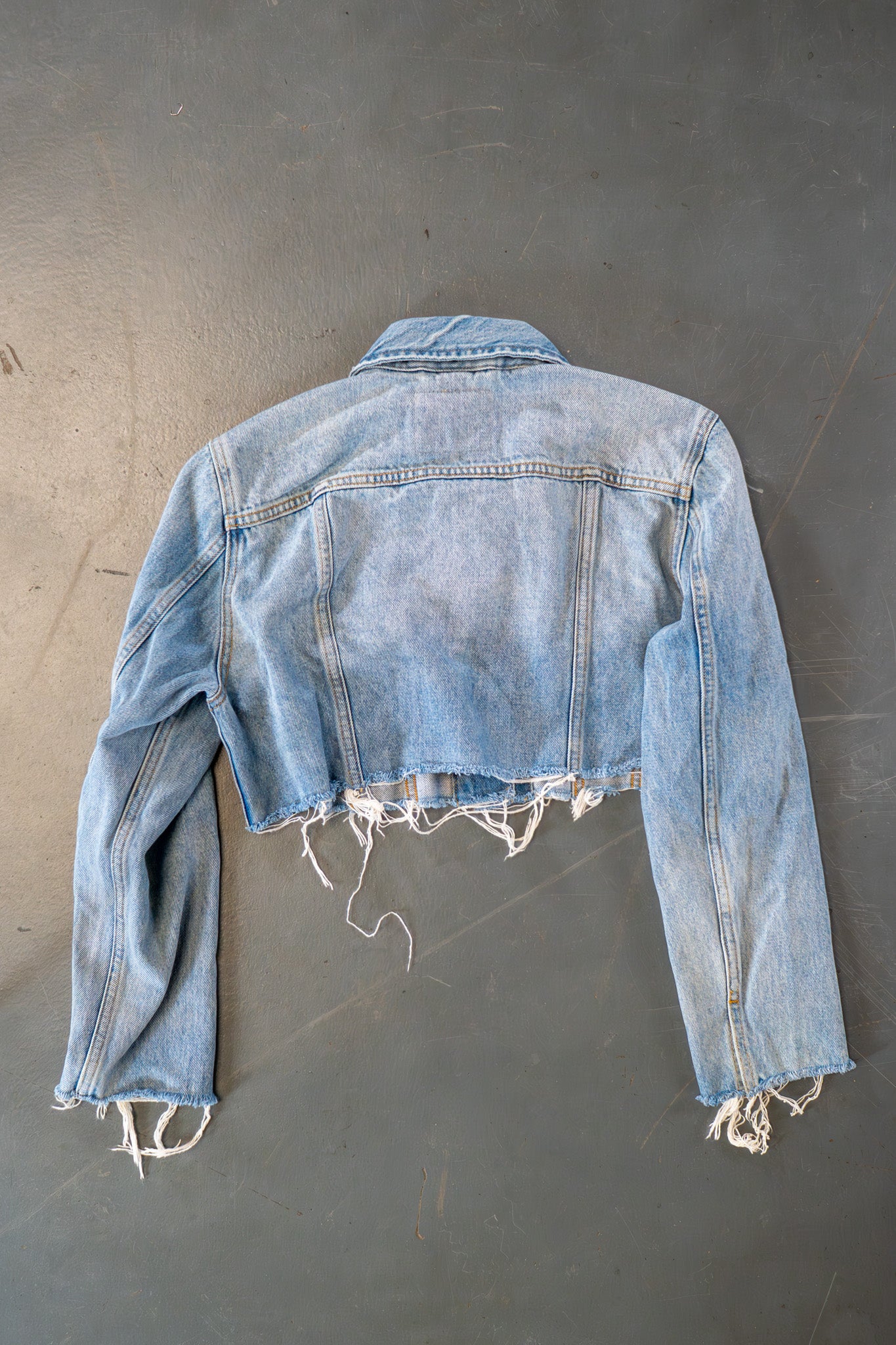 Vintage Ladies Levi's Trucker Denim Jacket - M